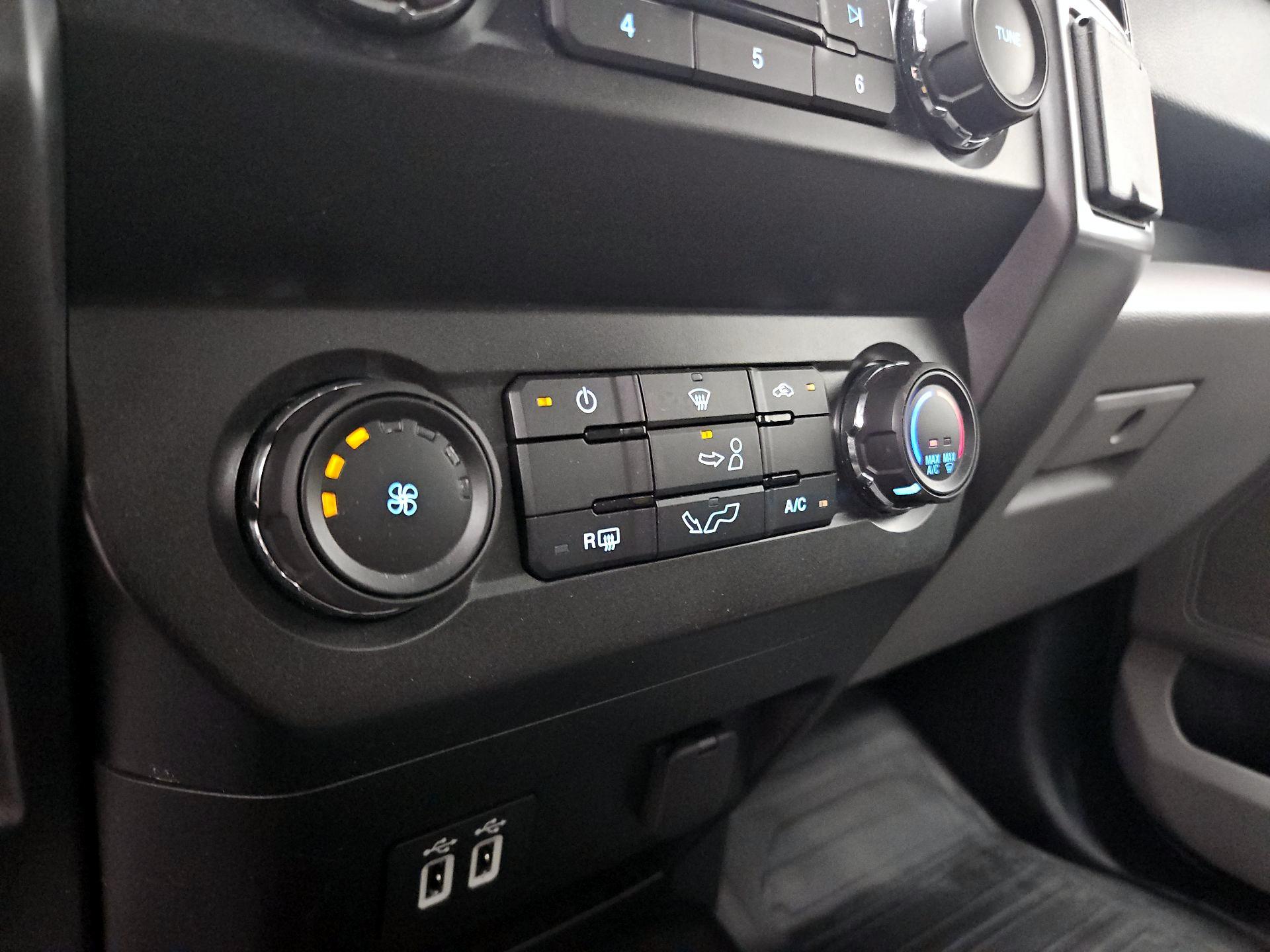 Thumbnail: 2019 Ford F-150 - 16