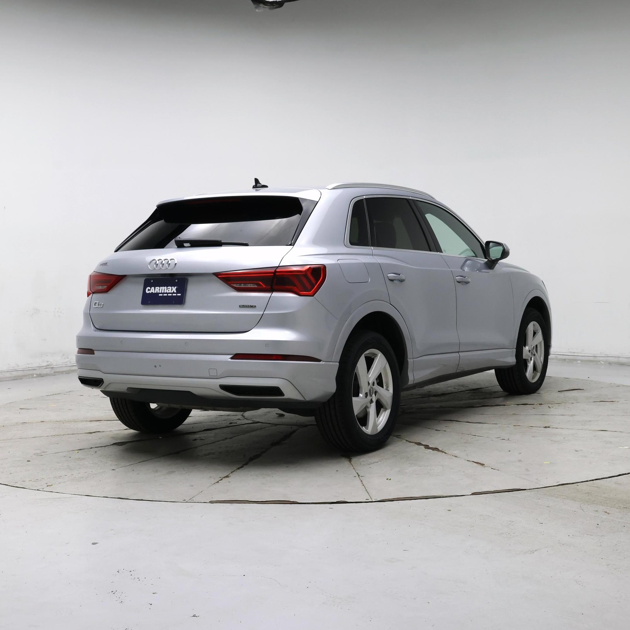 Thumbnail: 2020 Audi Q3 - 8