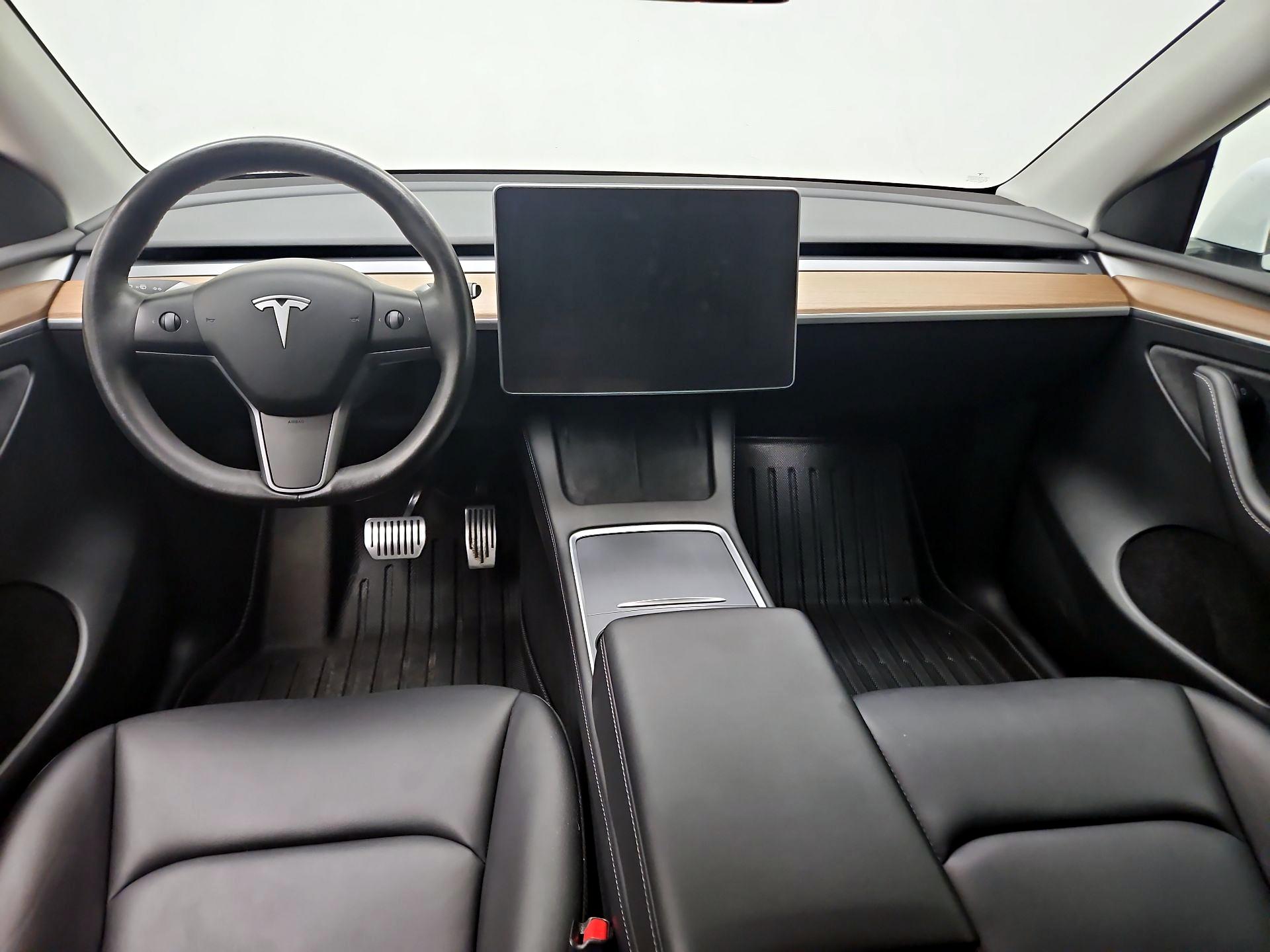 Thumbnail: 2023 Tesla Model Y - 9