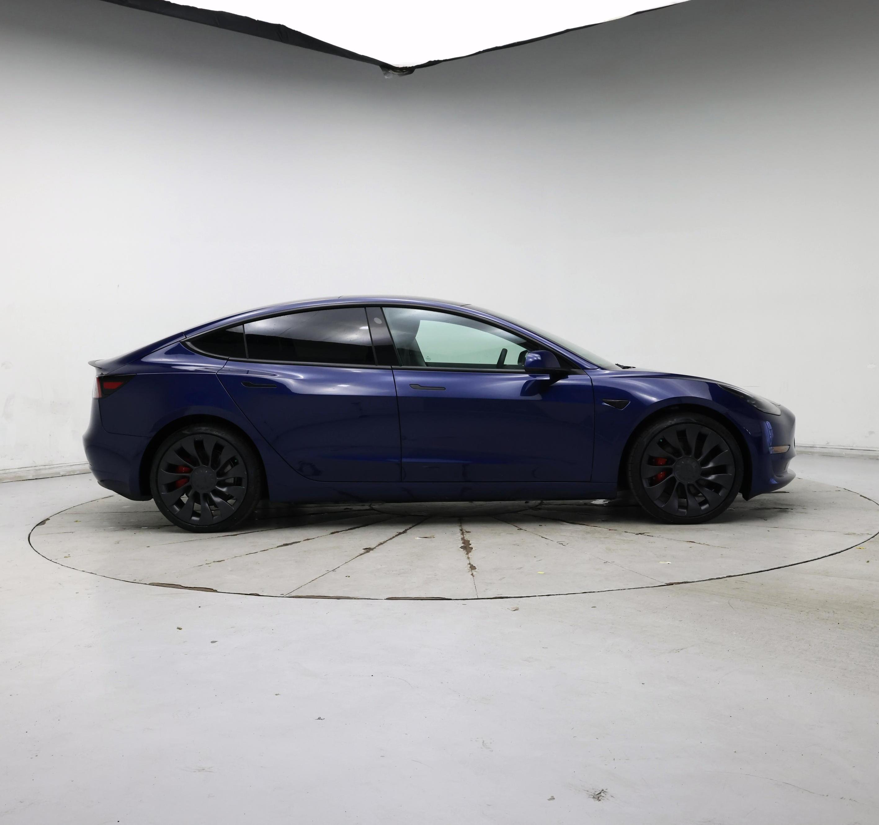 Thumbnail: 2023 Tesla Model 3 - 7