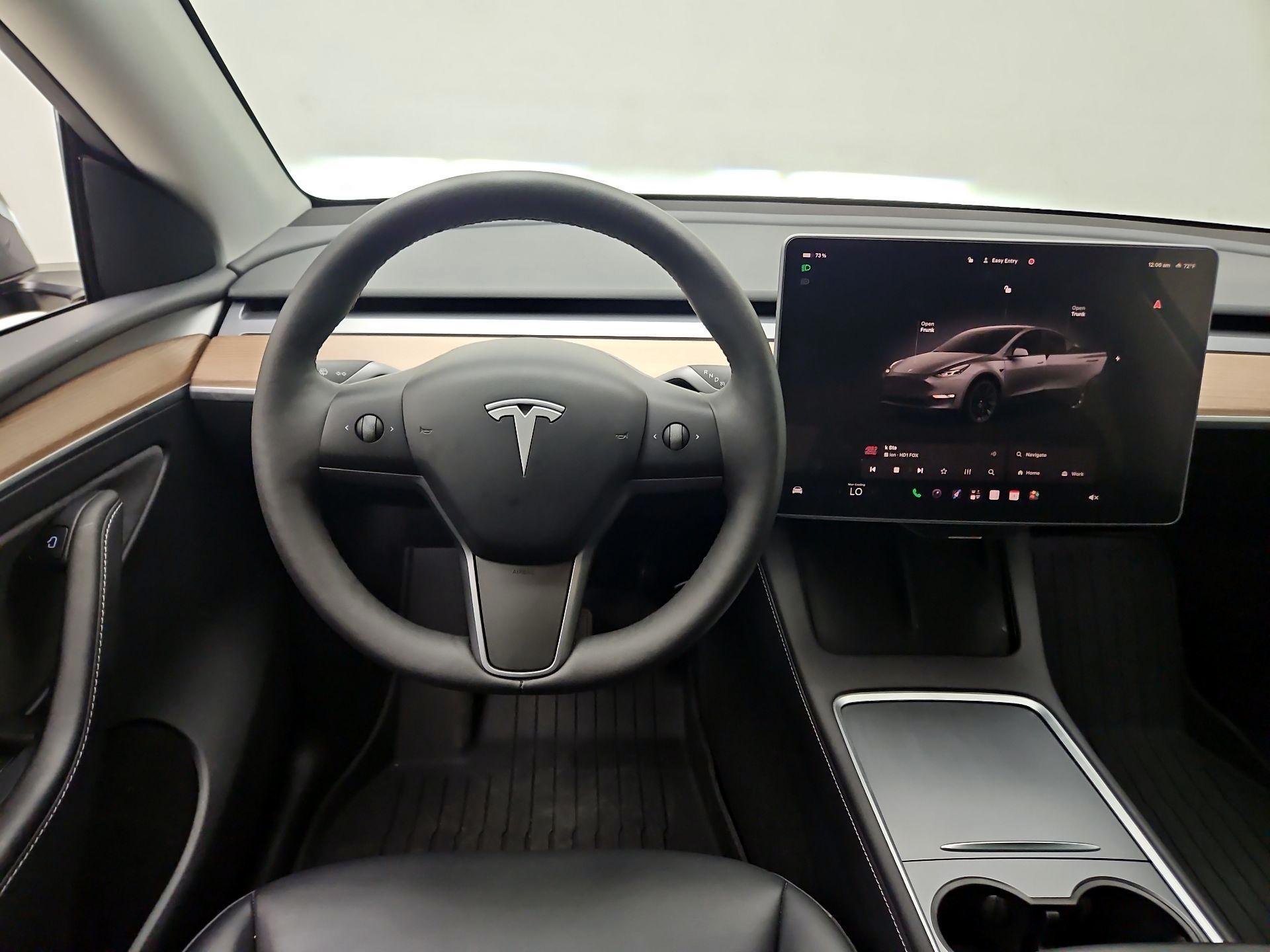 Thumbnail: 2025 Tesla Model Y - 10