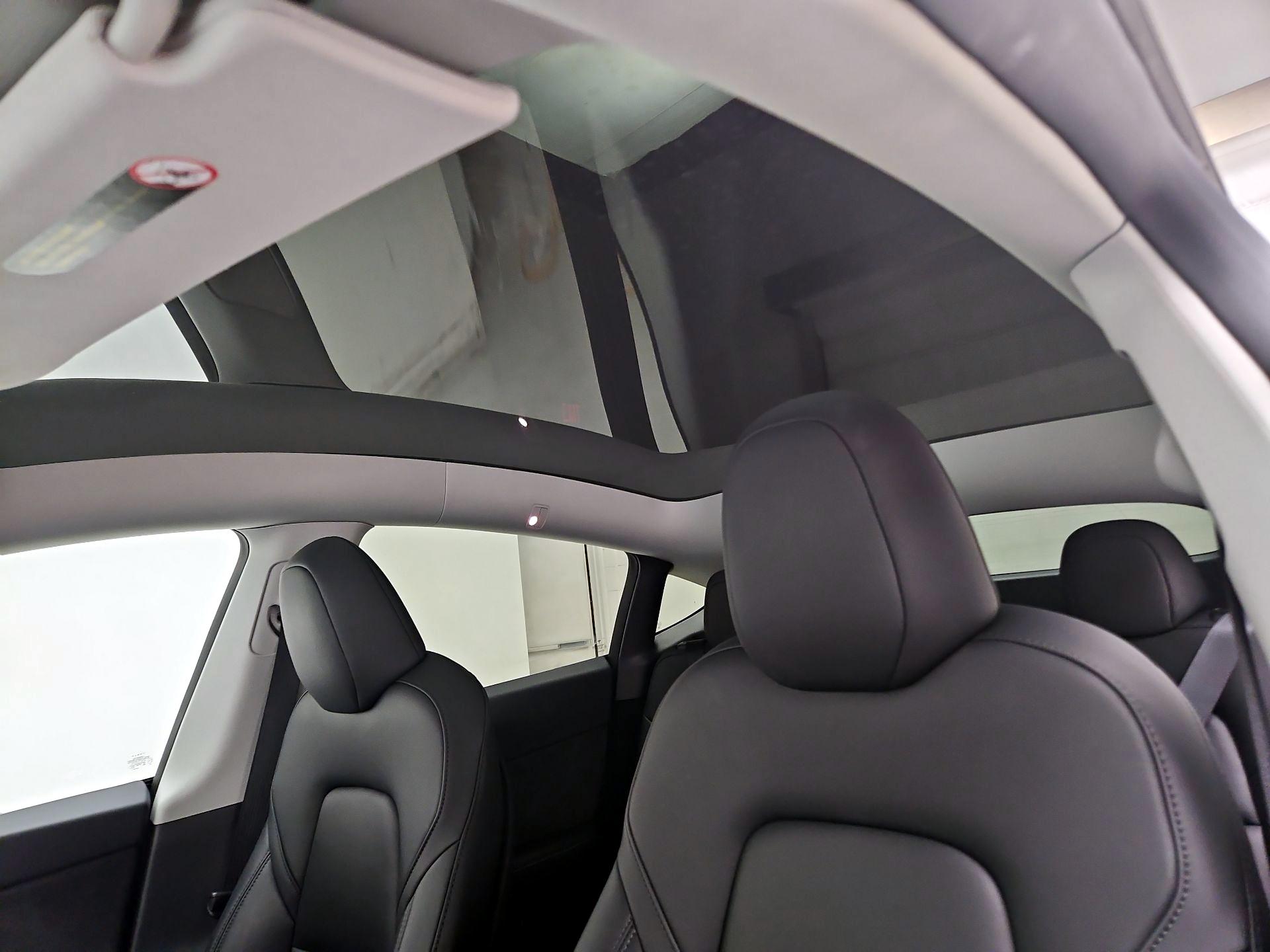 Thumbnail: 2025 Tesla Model Y - 19