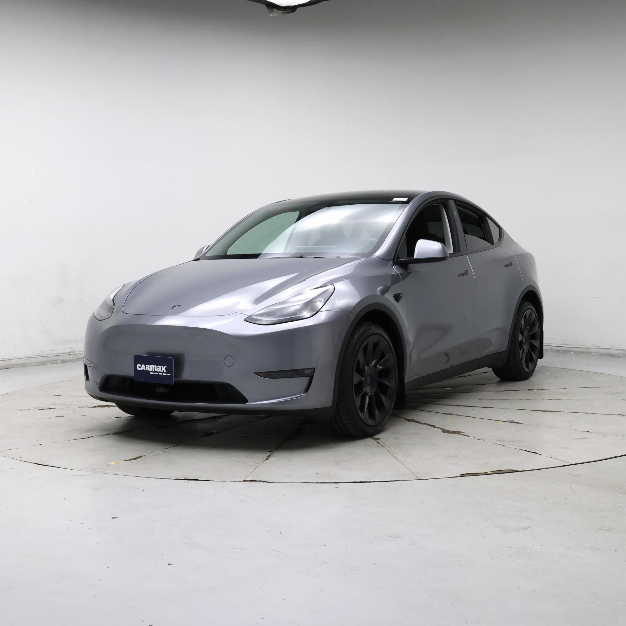 Thumbnail: 2025 Tesla Model Y - 4