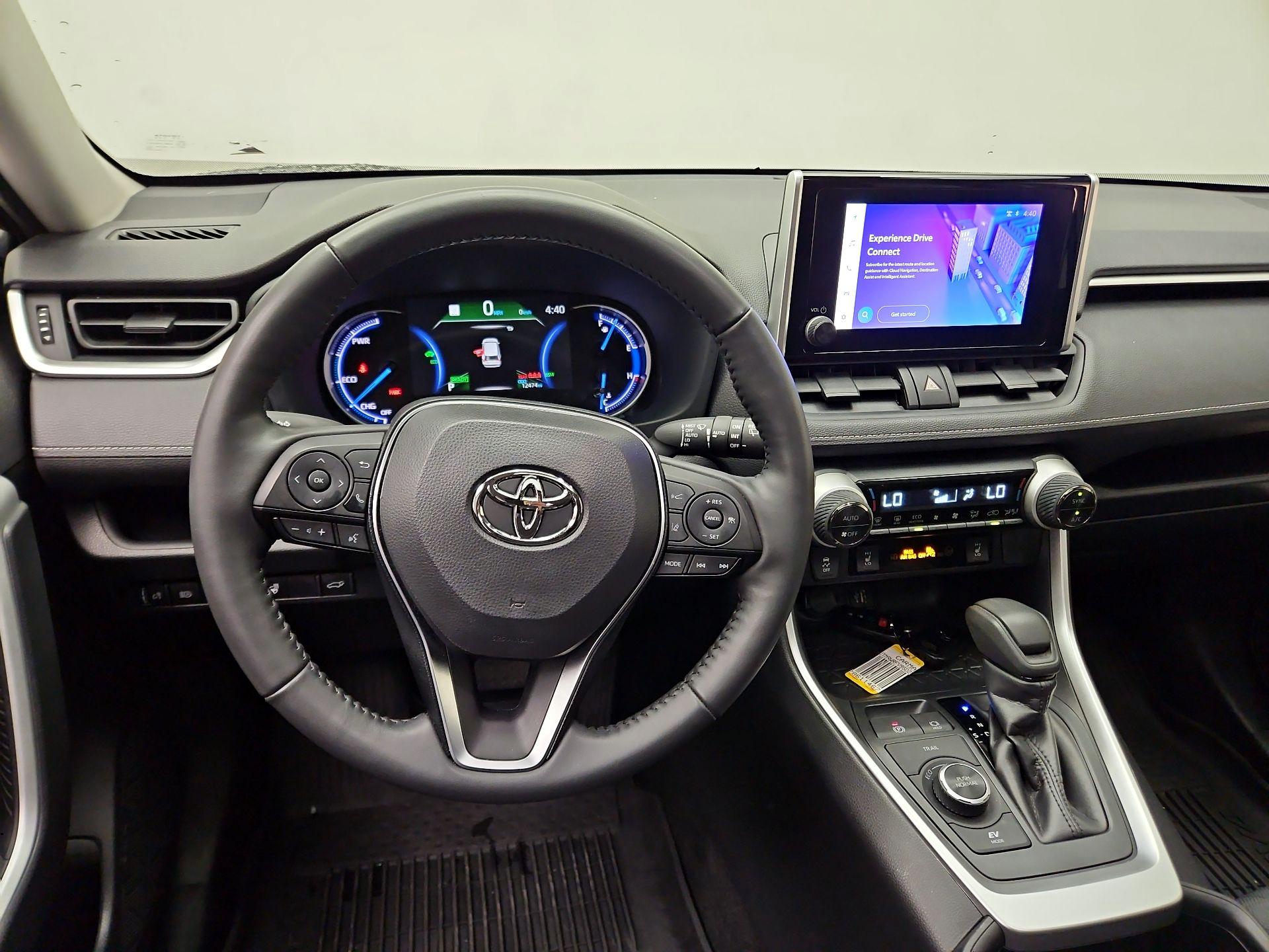 Thumbnail: 2025 Toyota RAV4 - 10