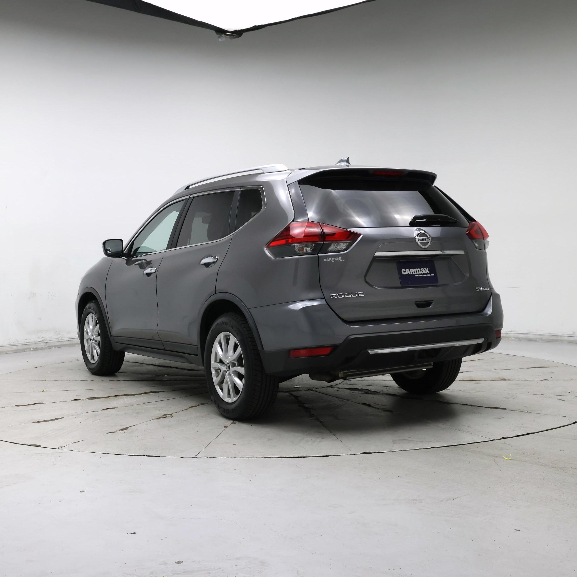 Thumbnail: 2017 Nissan Rogue - 2
