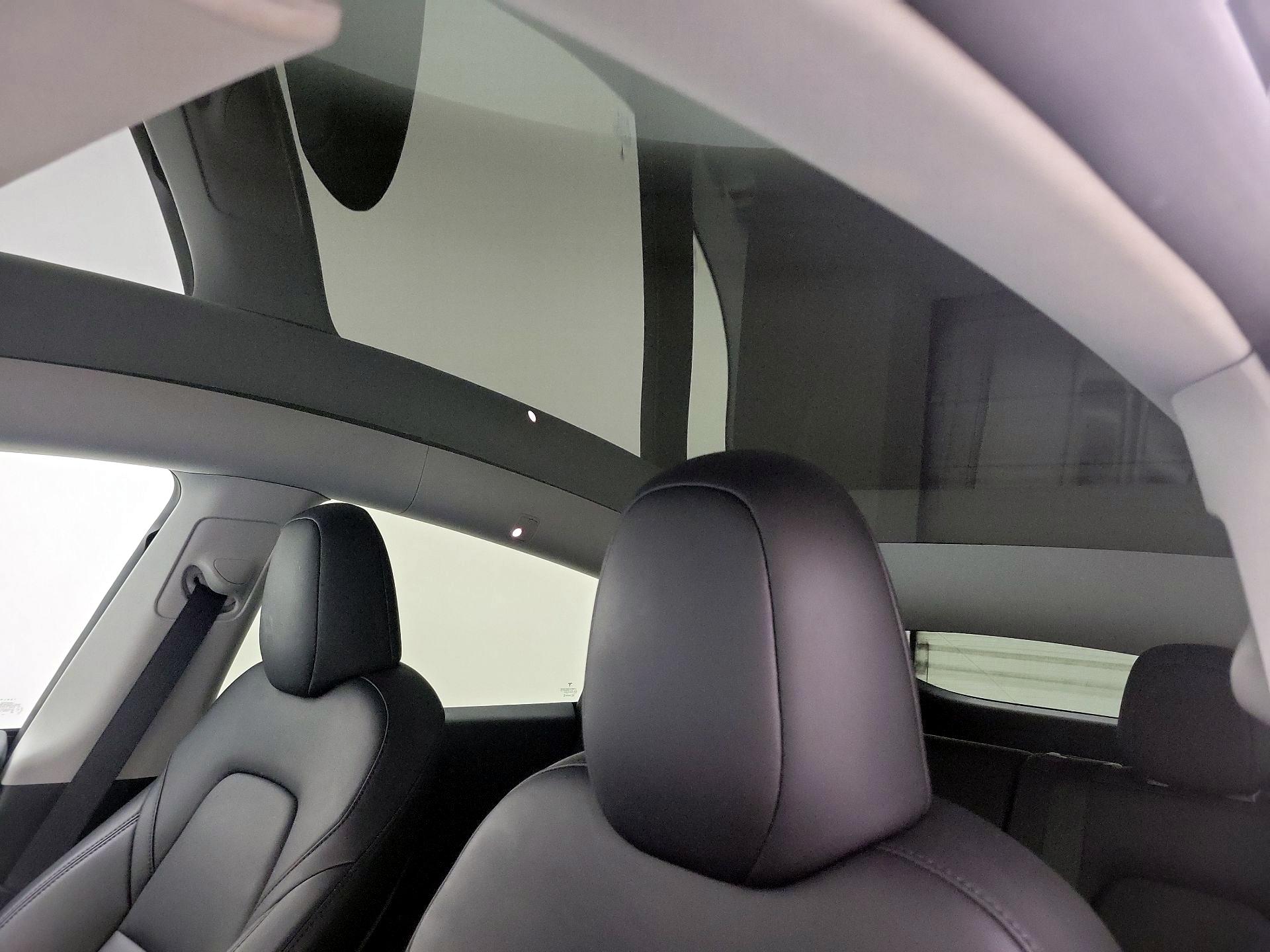 Thumbnail: 2025 Tesla Model Y - 17