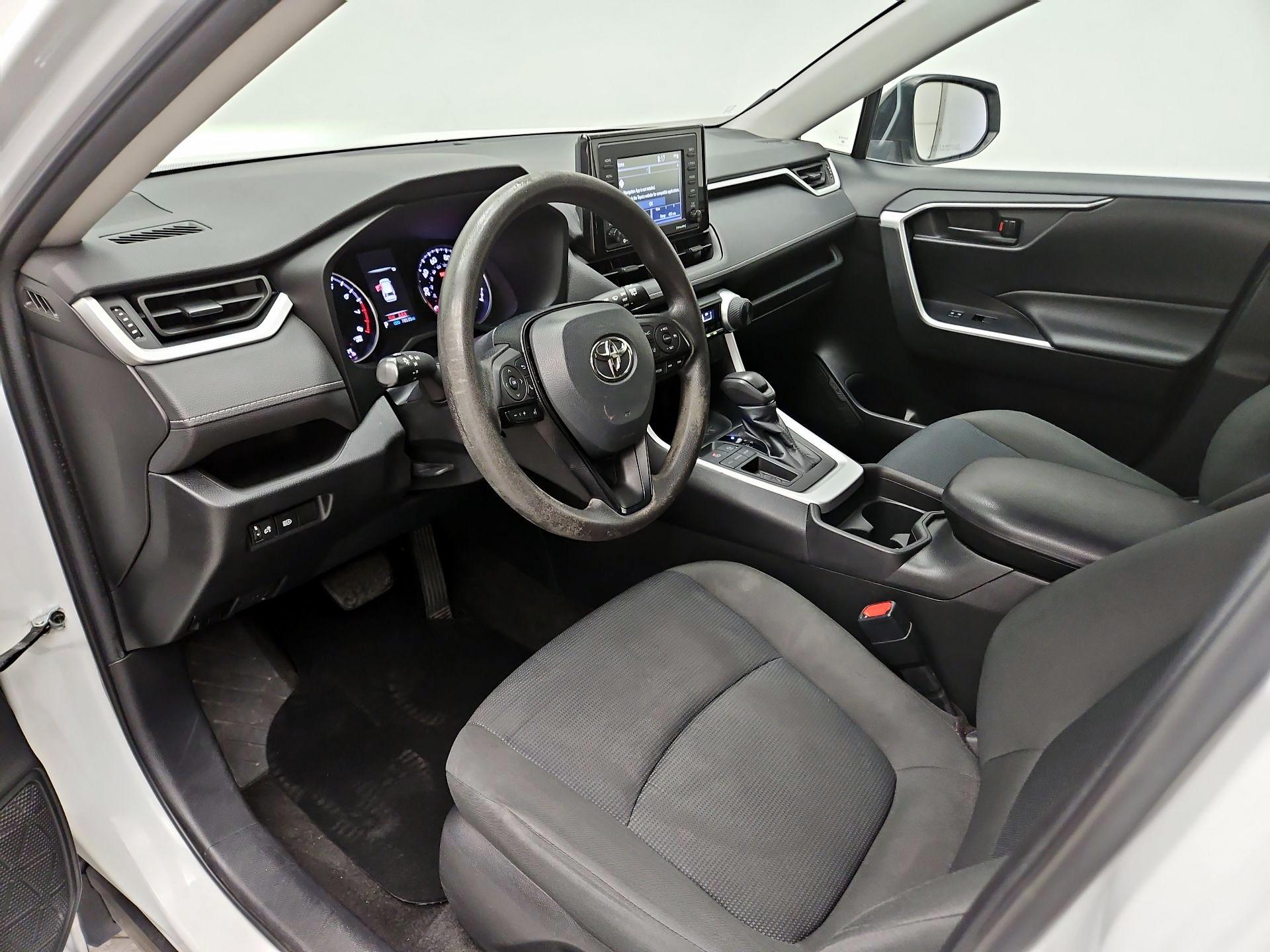 Thumbnail: 2021 Toyota RAV4 - 11