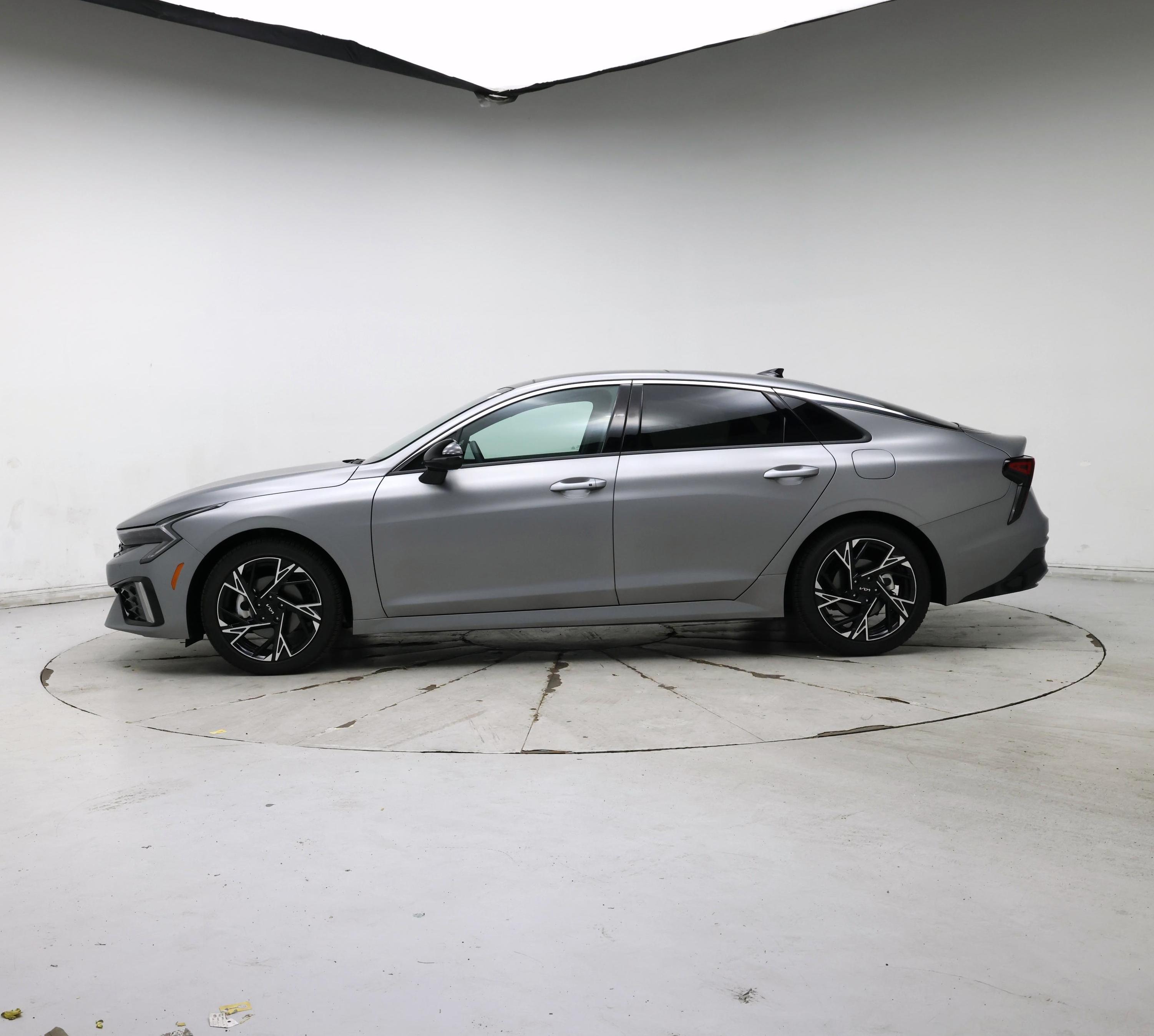 Thumbnail: 2025 Kia K5 - 3