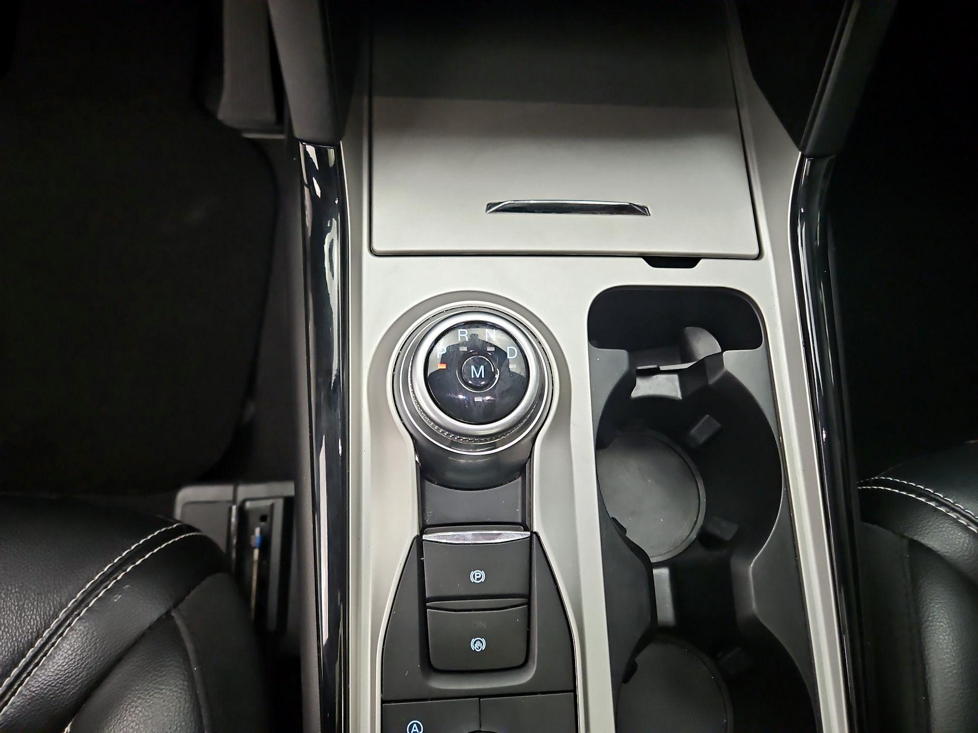 Thumbnail: 2023 Ford Explorer - 18