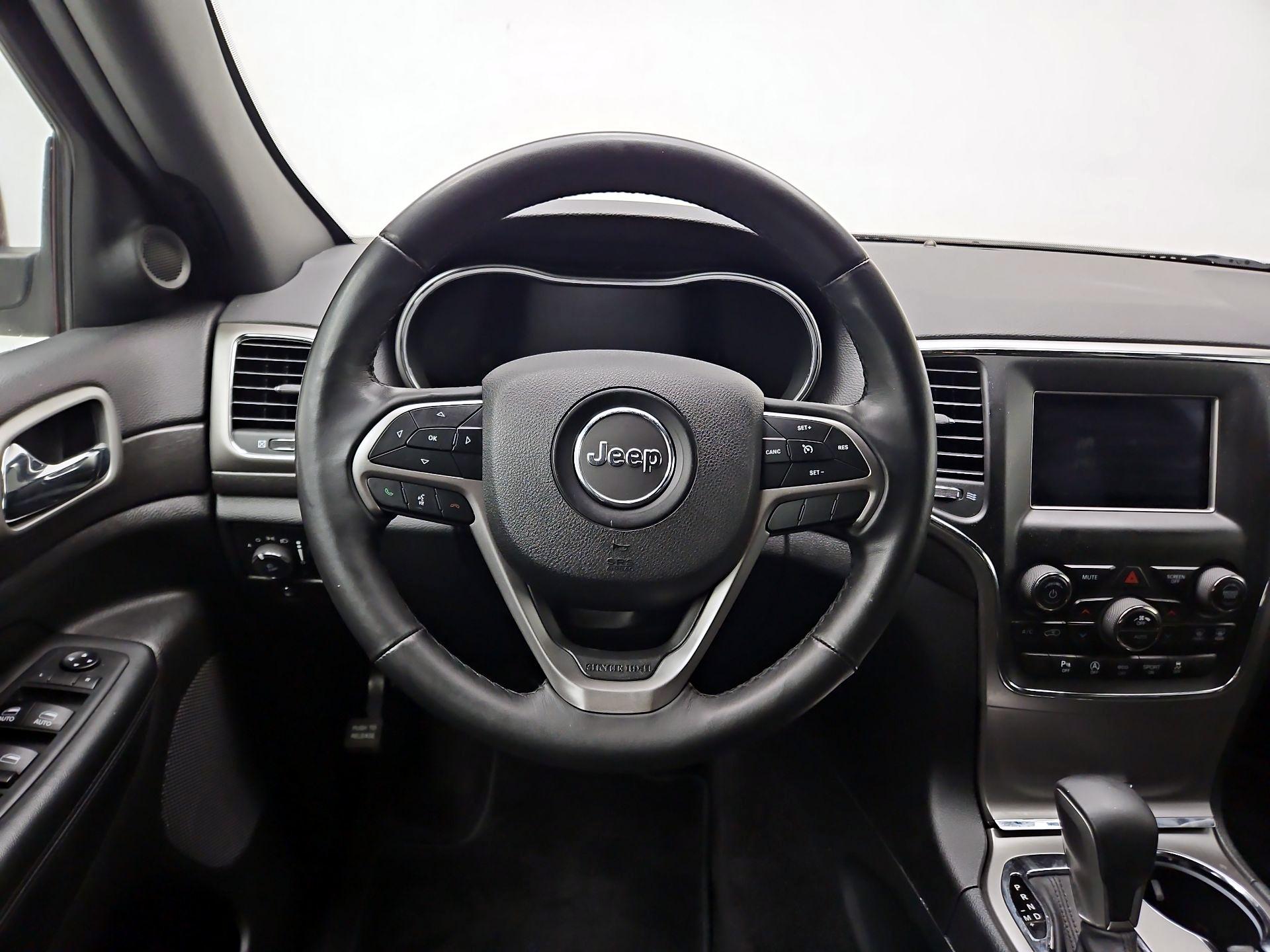 Thumbnail: 2018 Jeep Grand Cherokee - 10