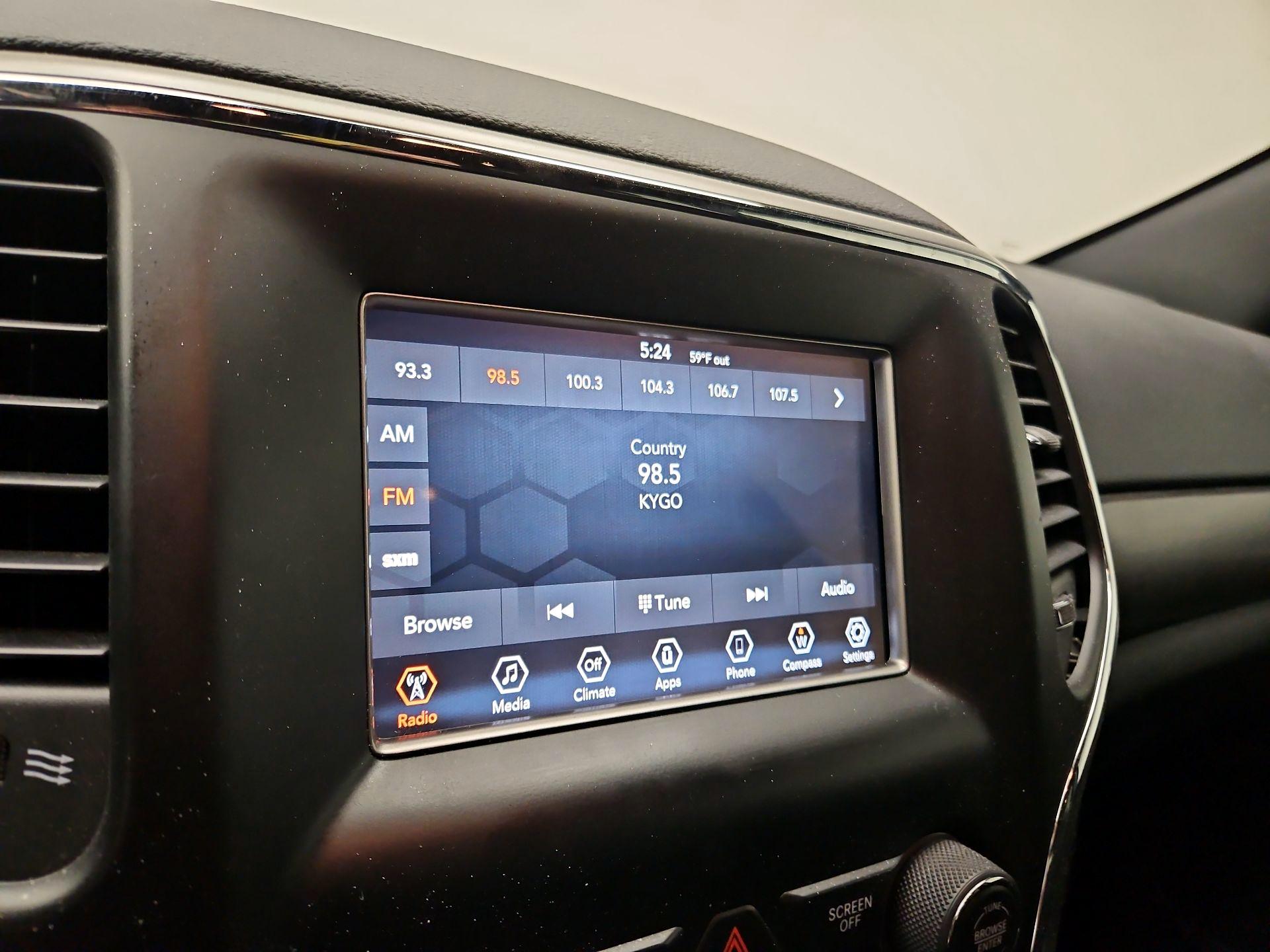 Thumbnail: 2018 Jeep Grand Cherokee - 15