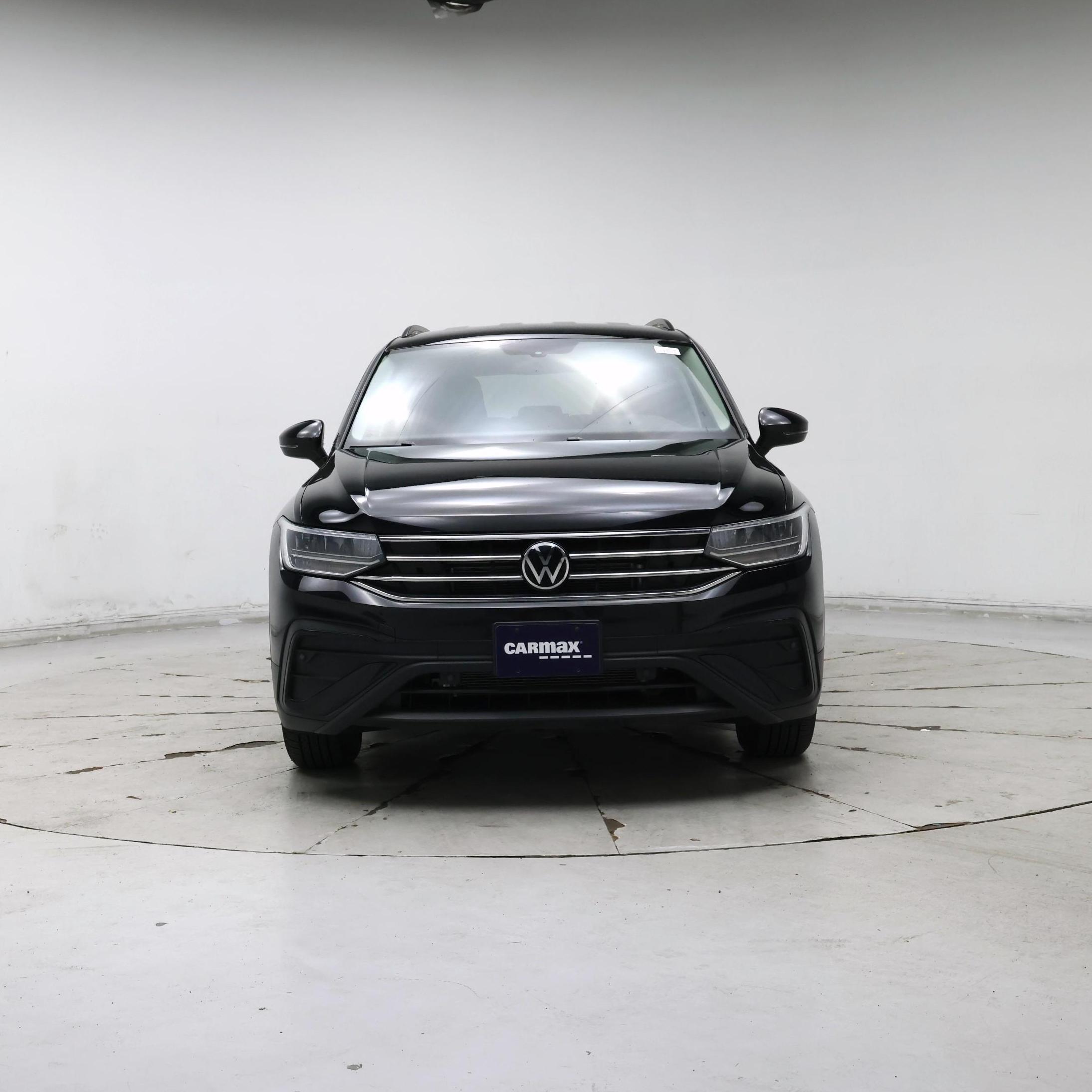 Thumbnail: 2023 Volkswagen Tiguan - 5