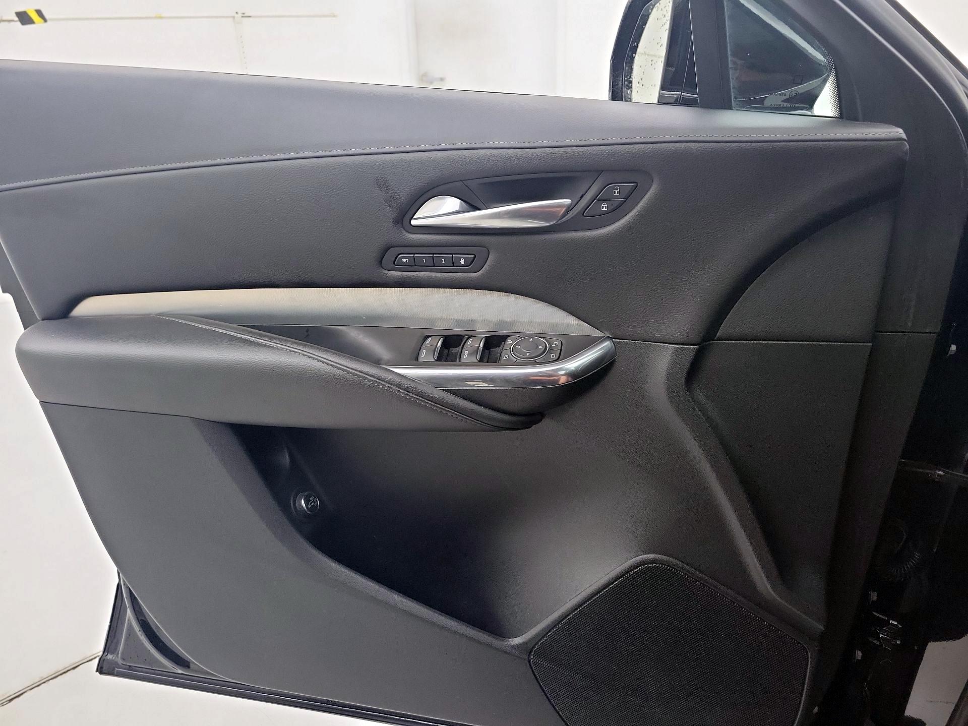 Thumbnail: 2019 Cadillac XT4 - 12