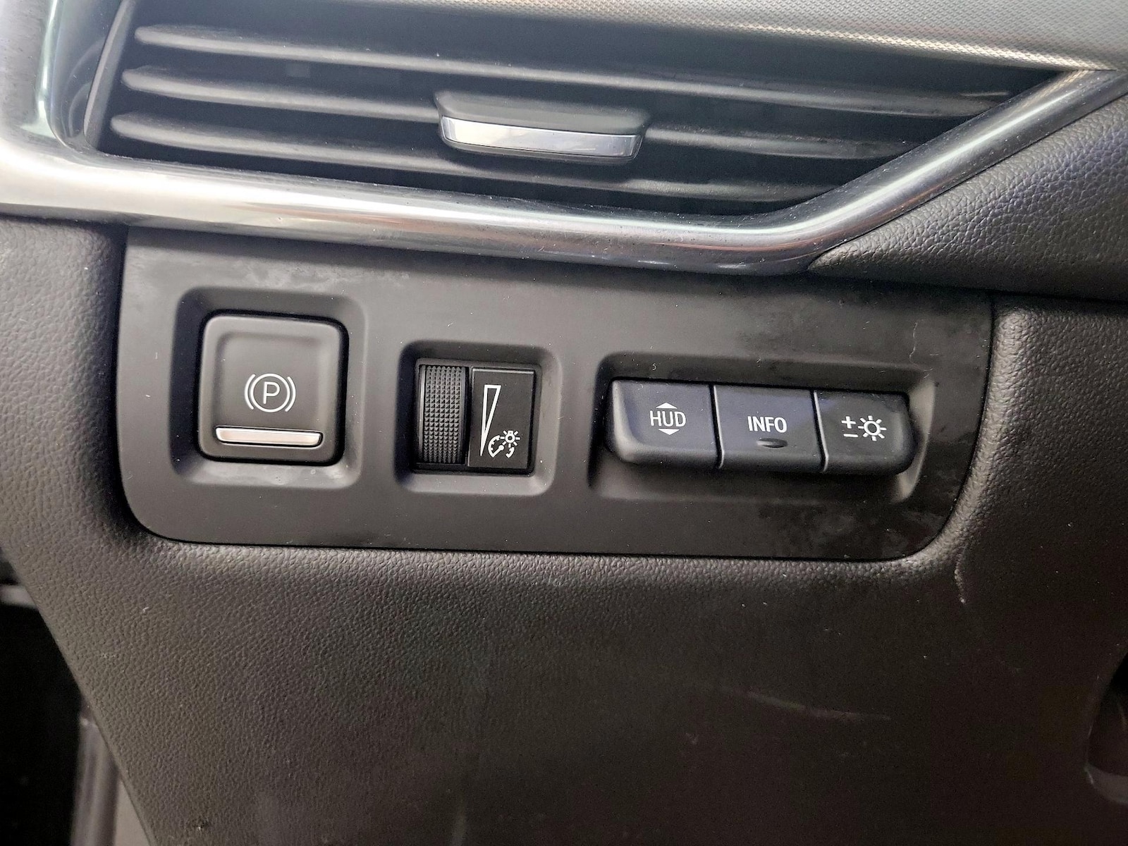 2019 Cadillac XT4 Premium Luxury - Photo 14
