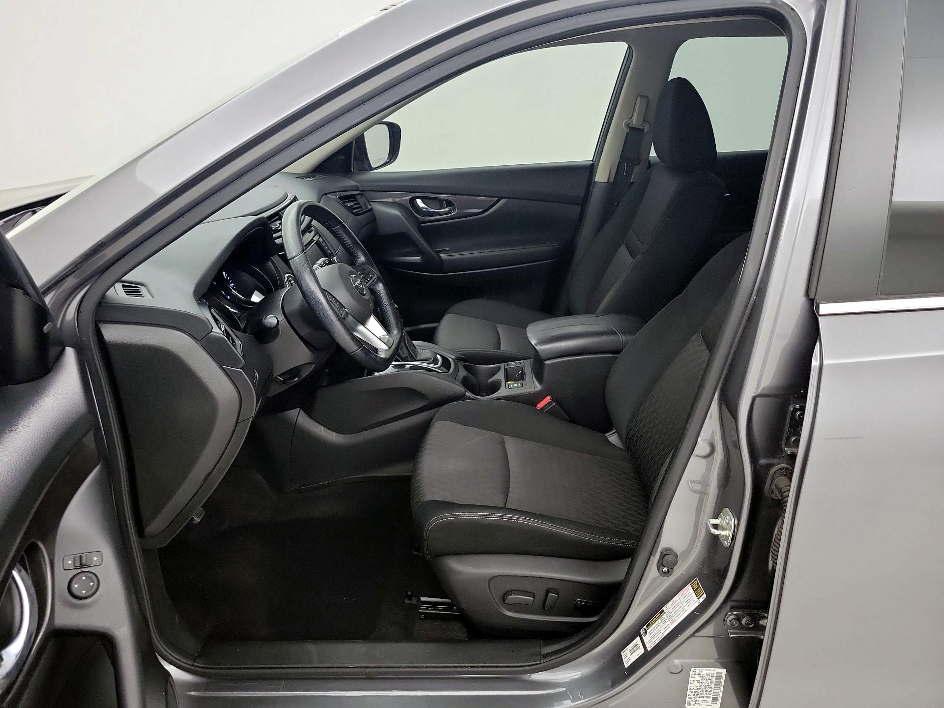 Thumbnail: 2020 Nissan Rogue - 11