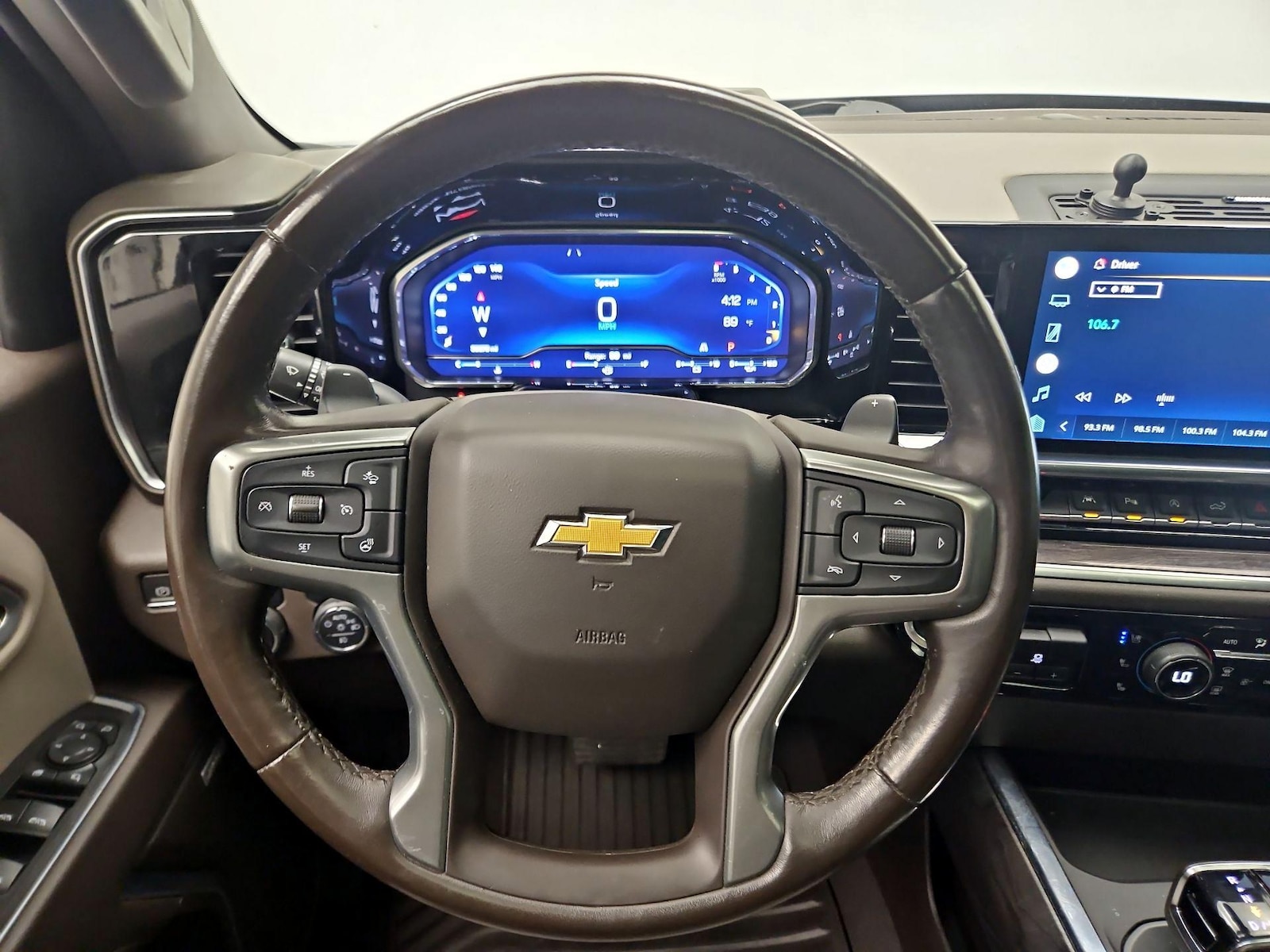 2022 Chevrolet Silverado 1500 LTZ - Photo 11