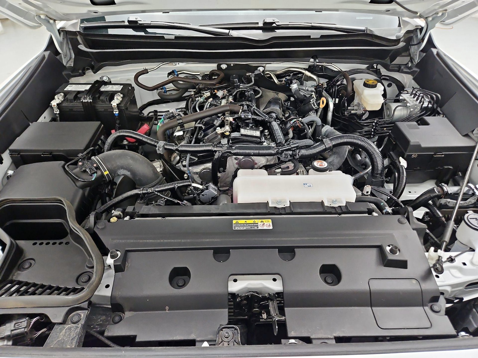 2025 Toyota Tacoma SR - Photo 23