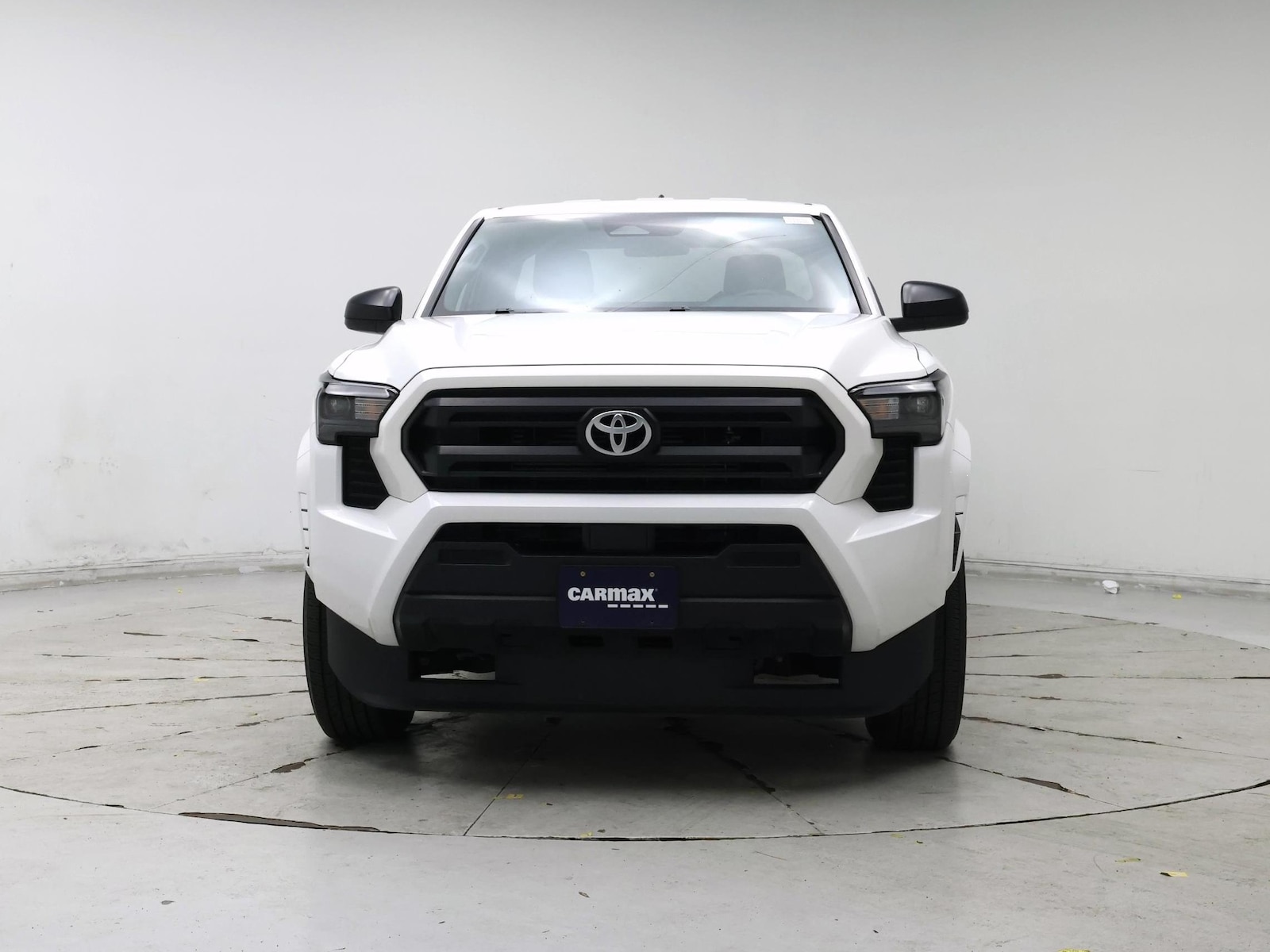 2025 Toyota Tacoma SR - Photo 6