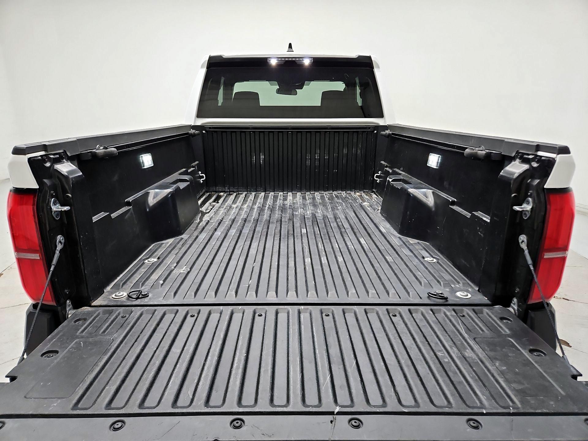 Thumbnail: 2025 Toyota Tacoma - 18