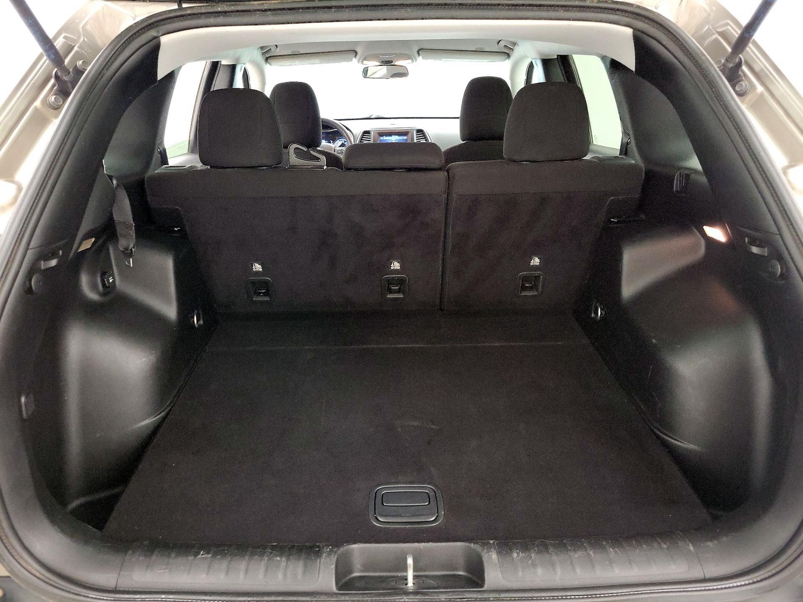 2019 Jeep Cherokee Latitude - Photo 21