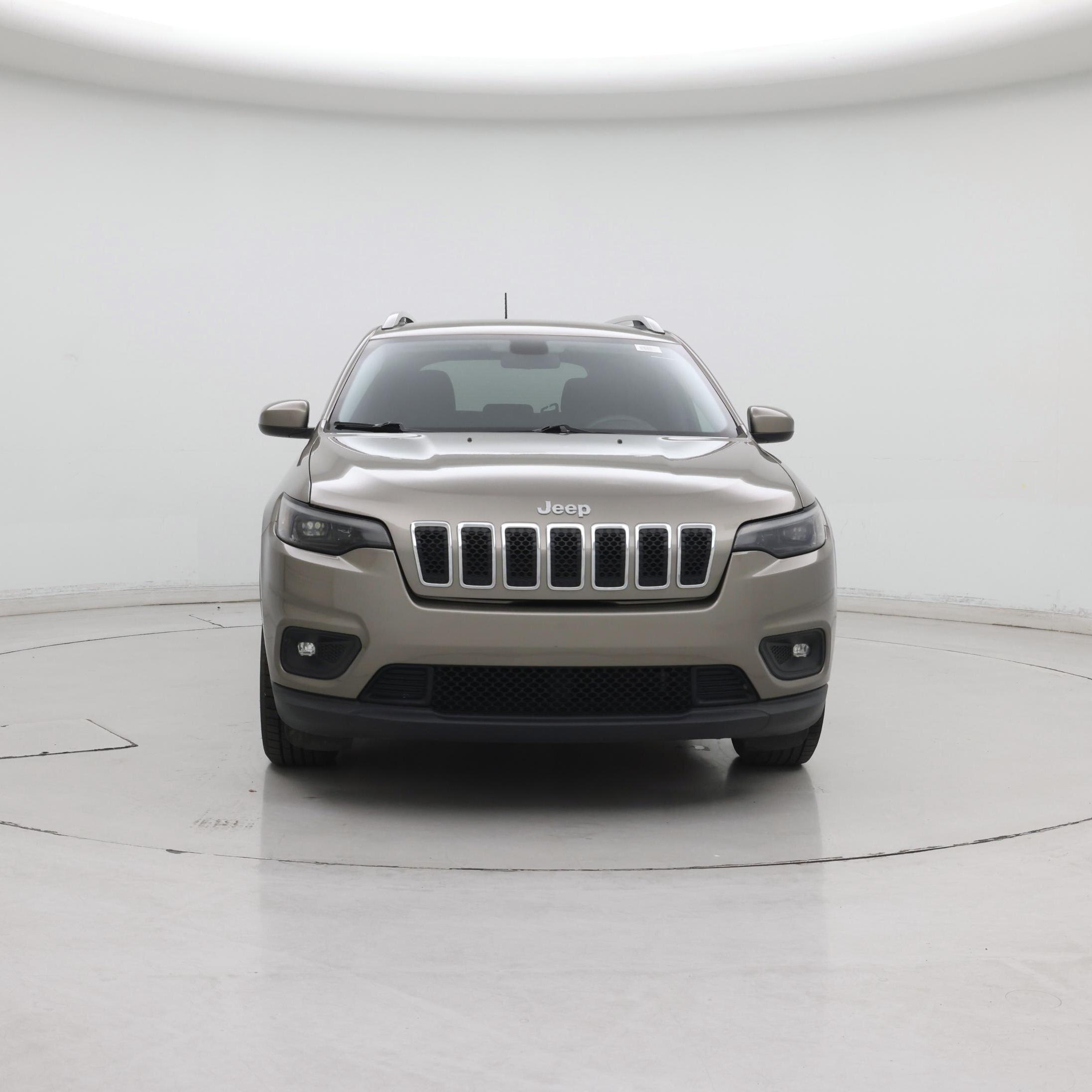 Thumbnail: 2019 Jeep Cherokee - 5