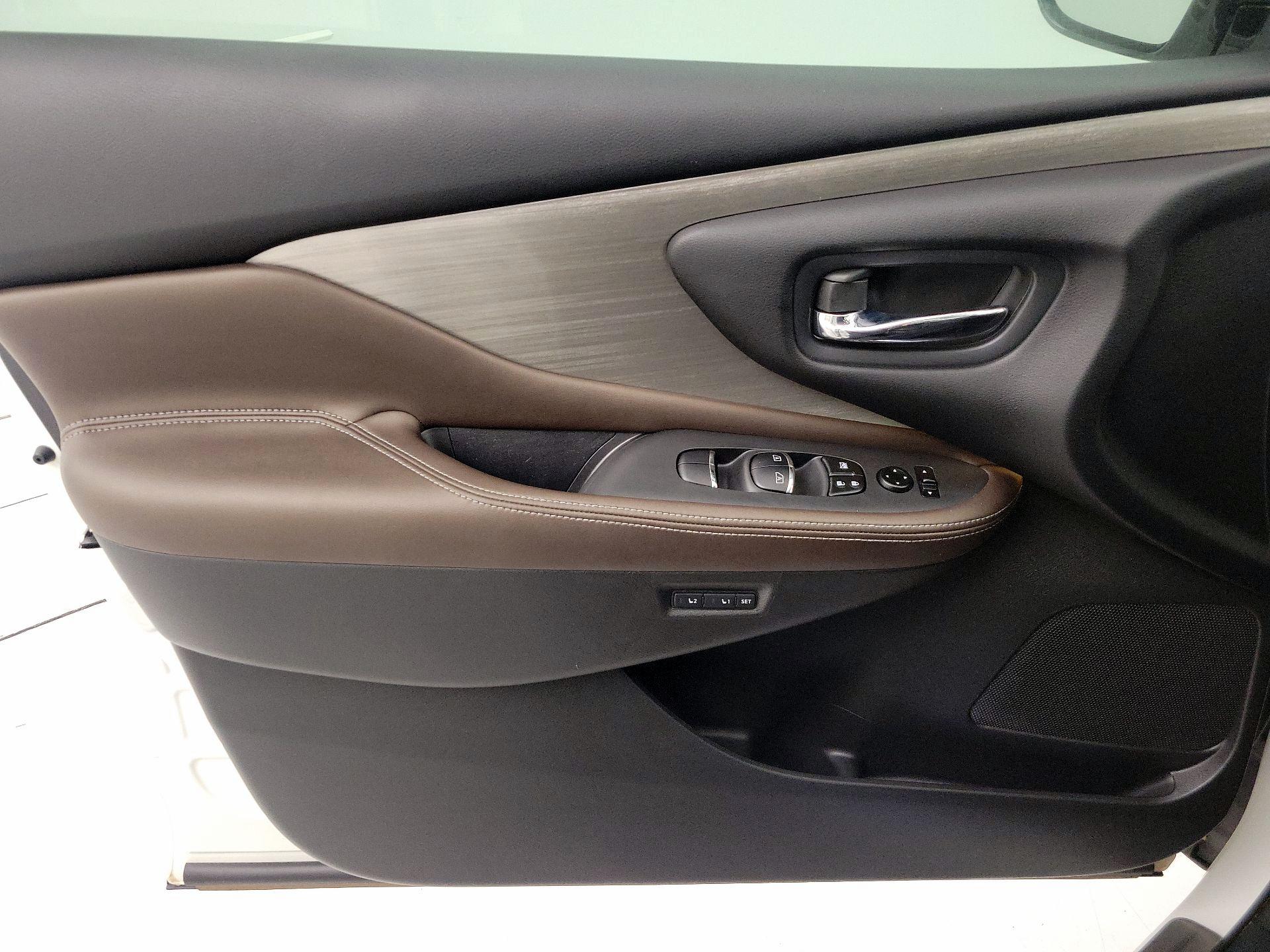 Thumbnail: 2015 Nissan Murano - 12