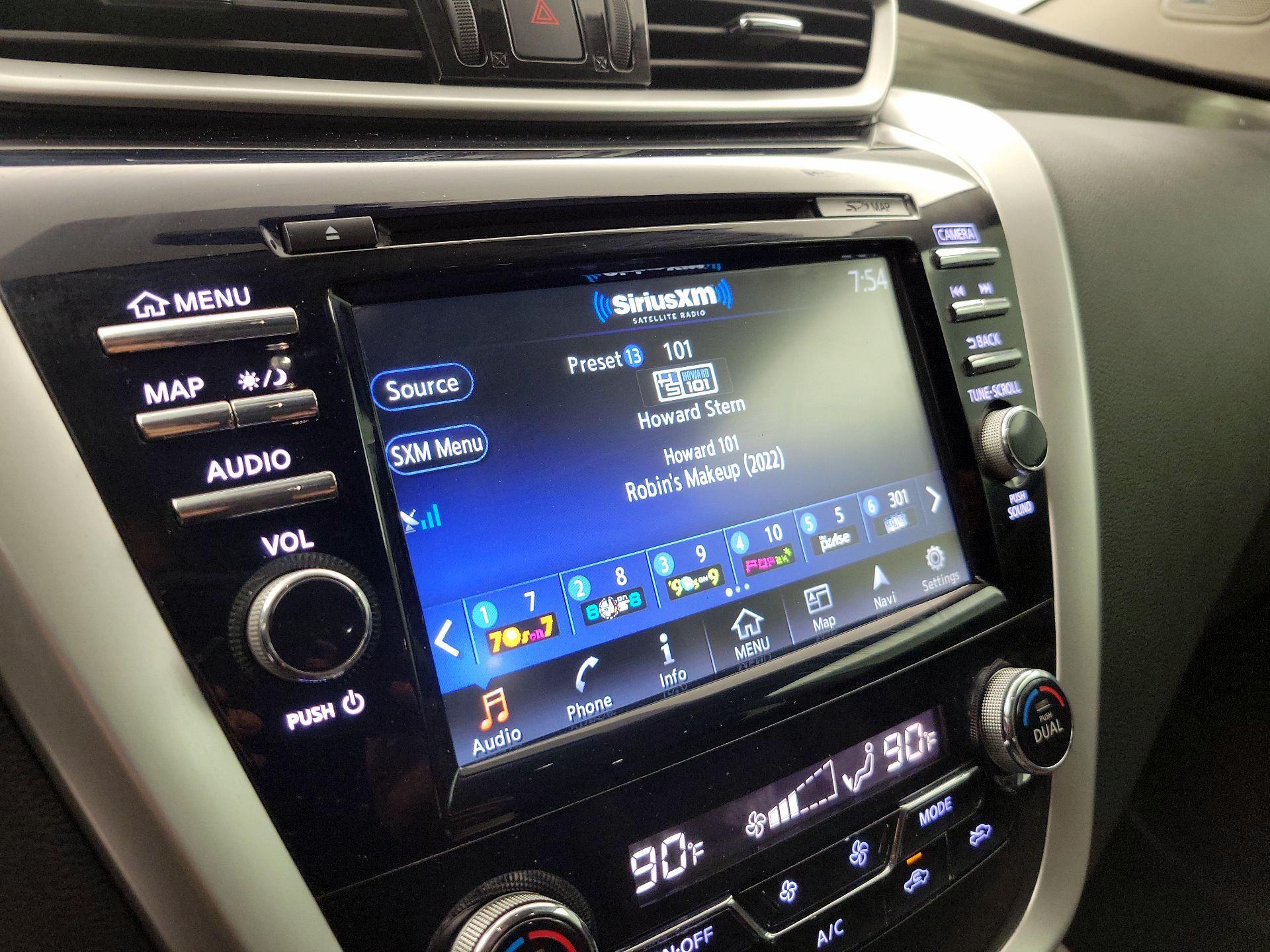 Thumbnail: 2015 Nissan Murano - 16
