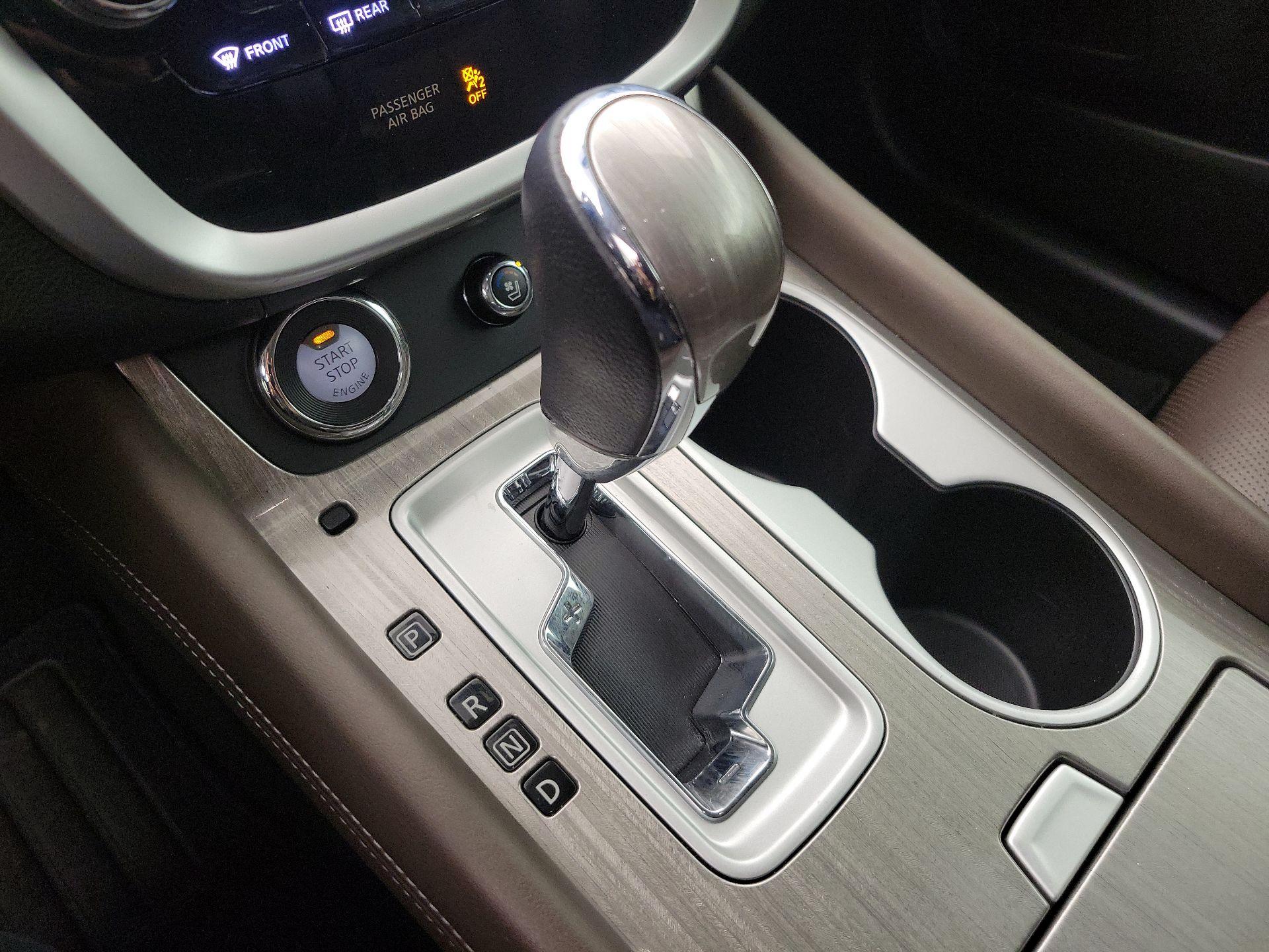 Thumbnail: 2015 Nissan Murano - 18