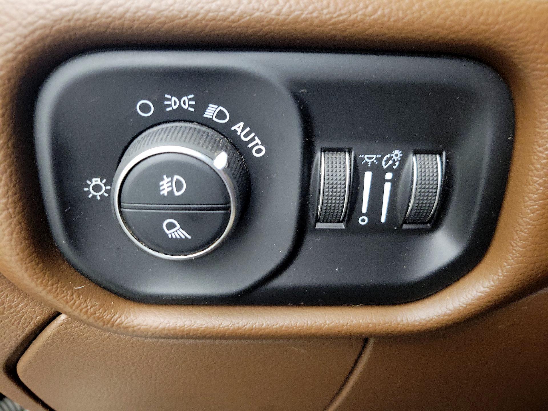 Thumbnail: 2019 RAM 3500 - 13