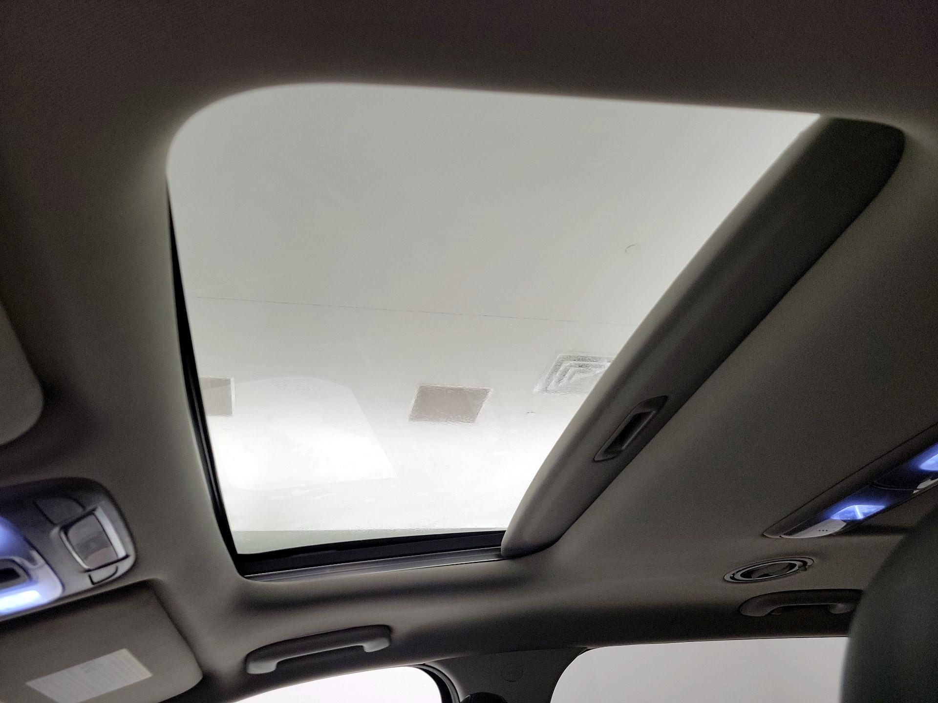 Thumbnail: 2021 Kia Telluride - 19