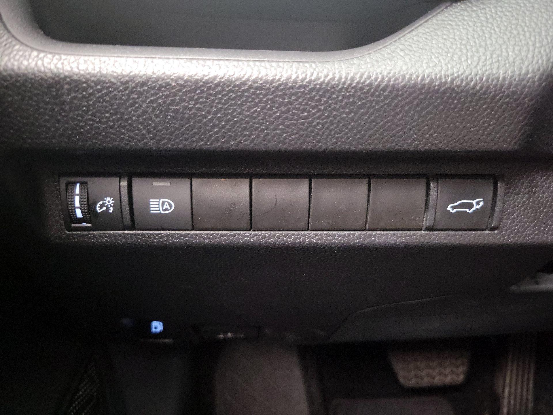 Thumbnail: 2024 Toyota RAV4 - 13