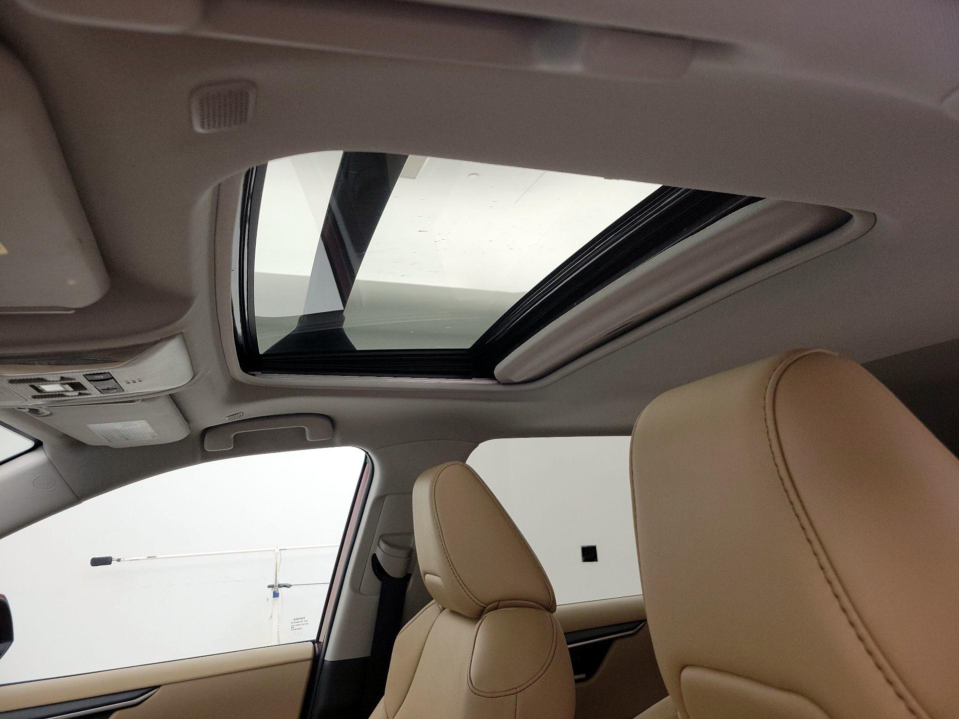 Thumbnail: 2024 Toyota RAV4 - 19