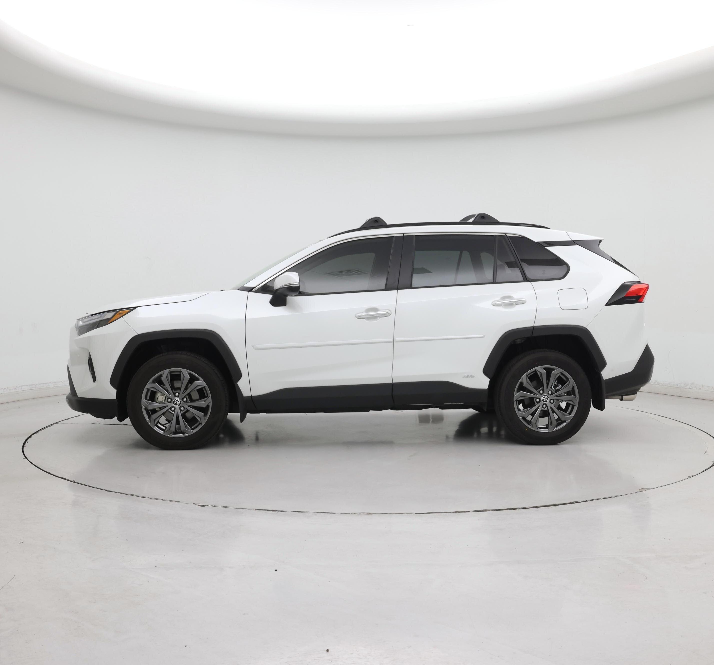 Thumbnail: 2025 Toyota RAV4 - 3