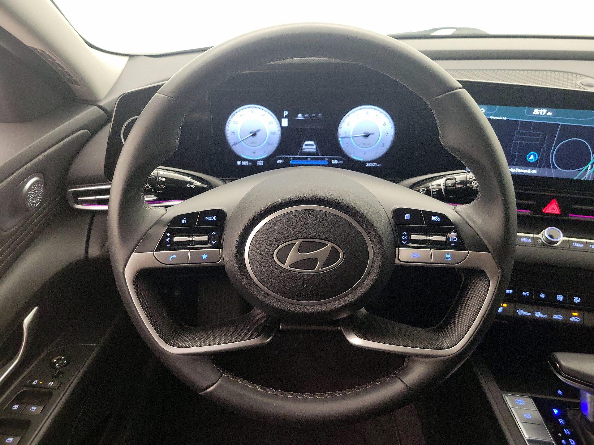 Thumbnail: 2024 Hyundai Elantra - 10