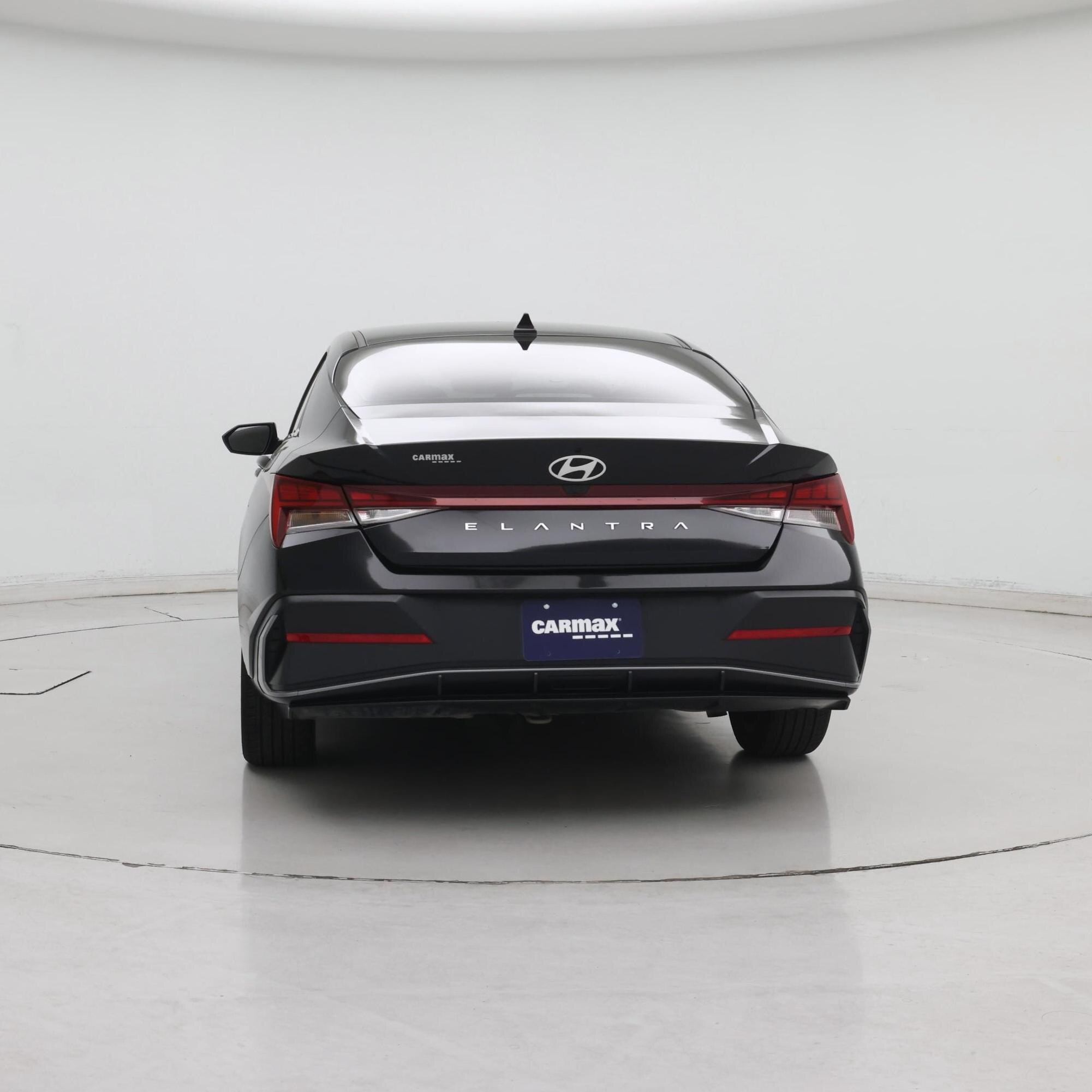 Thumbnail: 2024 Hyundai Elantra - 6
