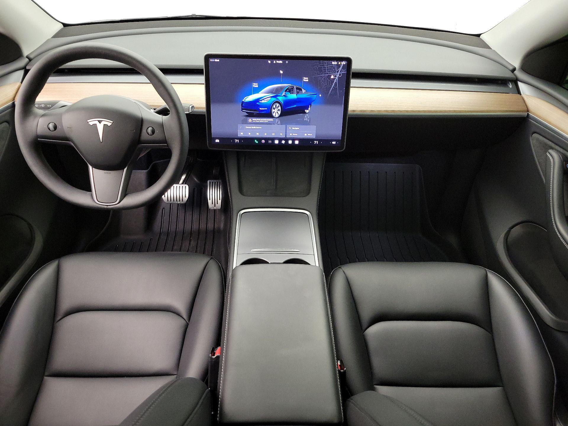 Thumbnail: 2024 Tesla Model Y - 9