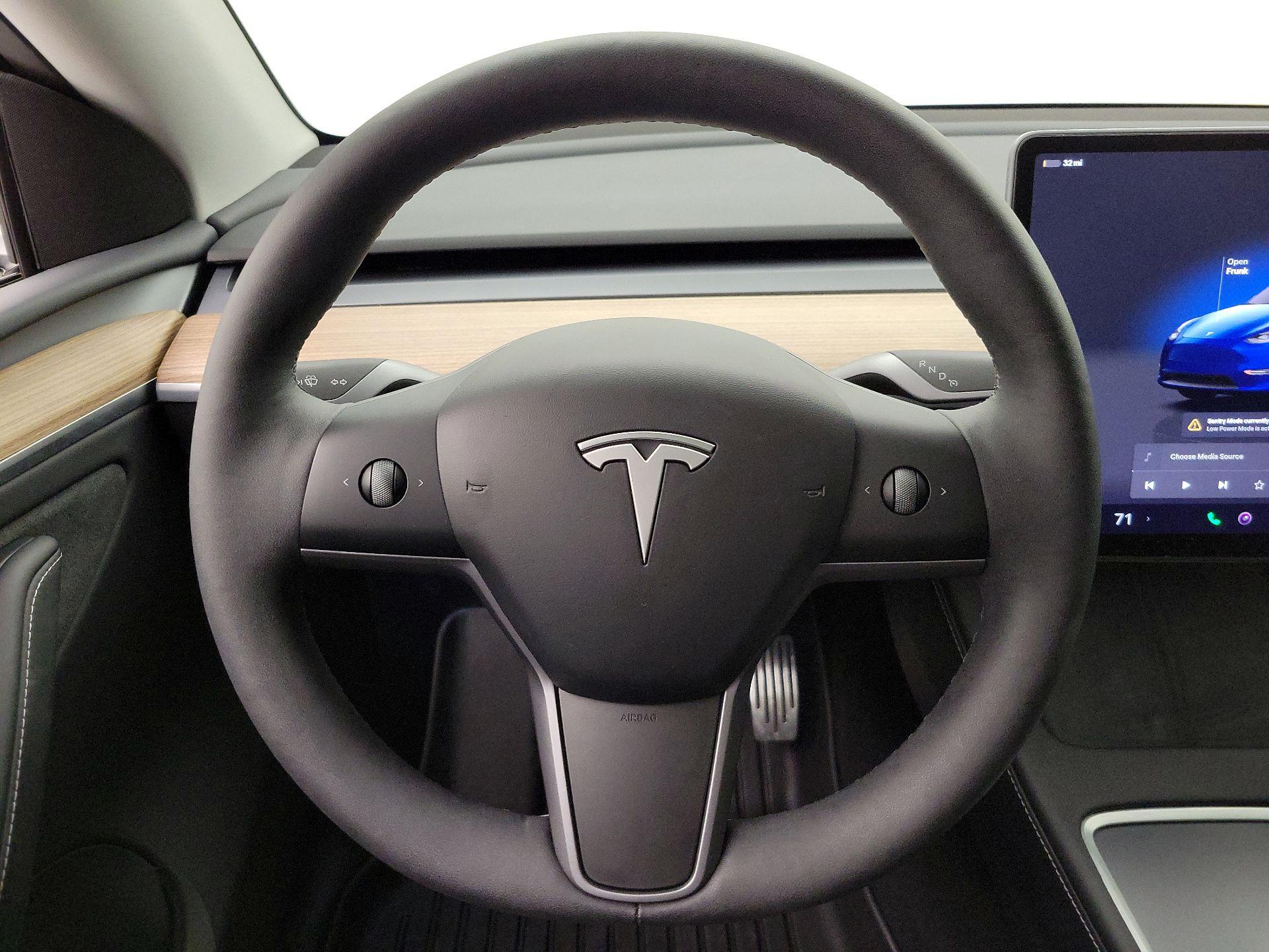 Thumbnail: 2024 Tesla Model Y - 10