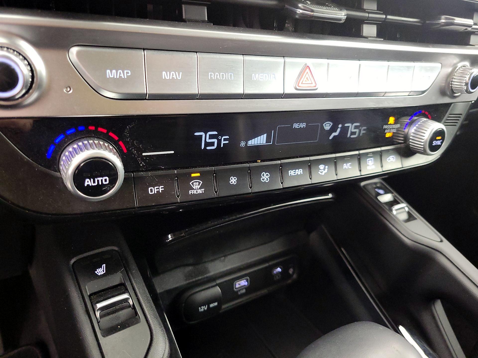 Thumbnail: 2025 Kia Telluride - 17