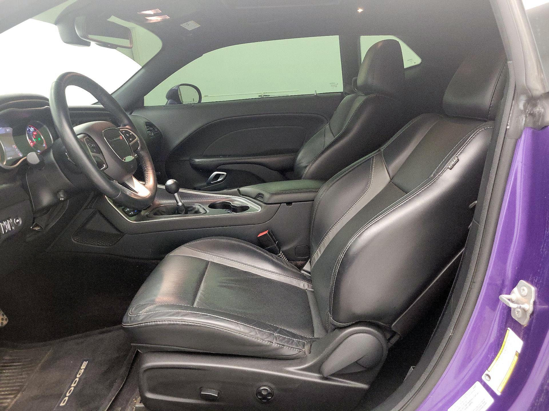 Thumbnail: 2016 Dodge Challenger - 11