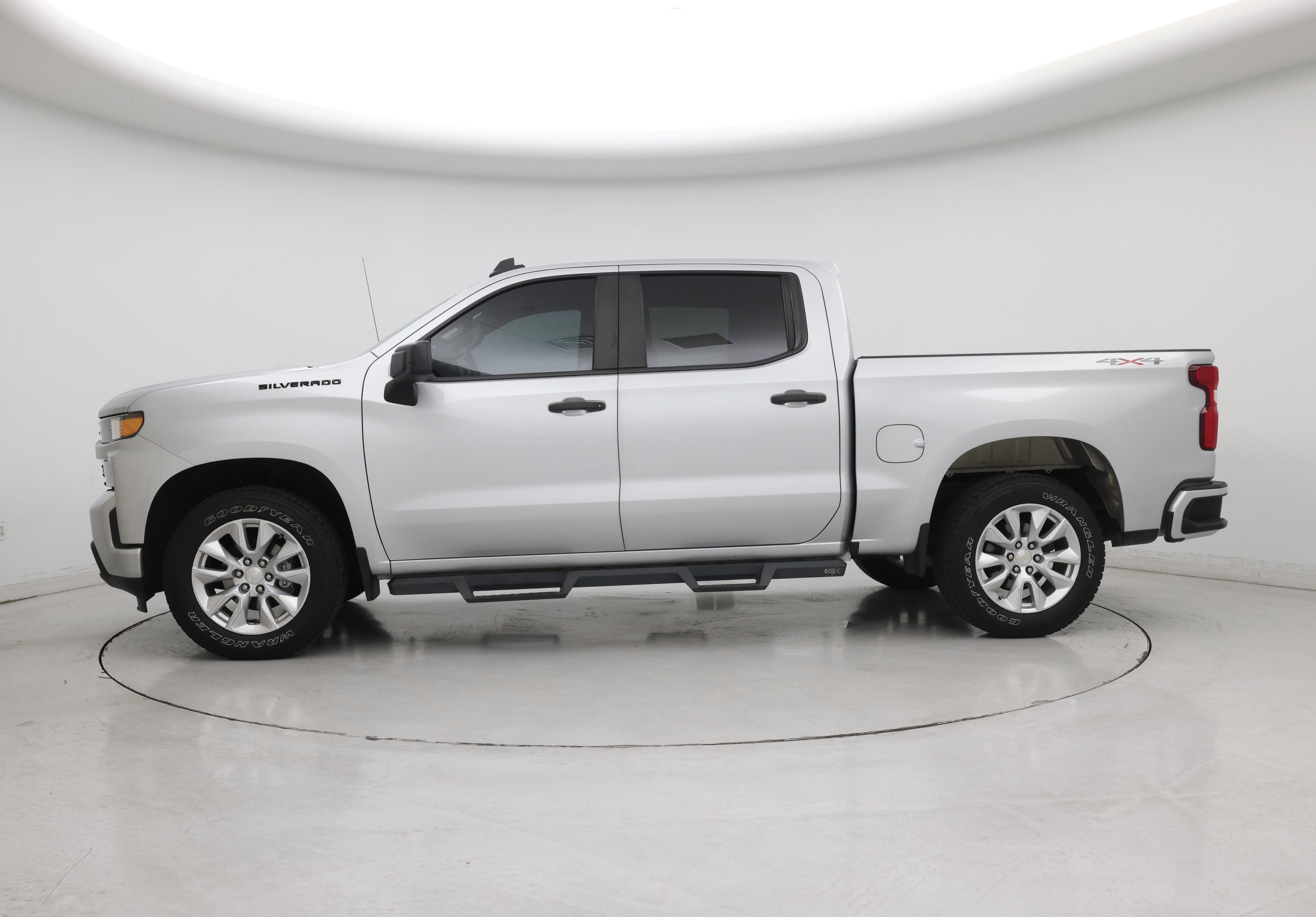 Thumbnail: 2022 Chevrolet Silverado 1500 - 3