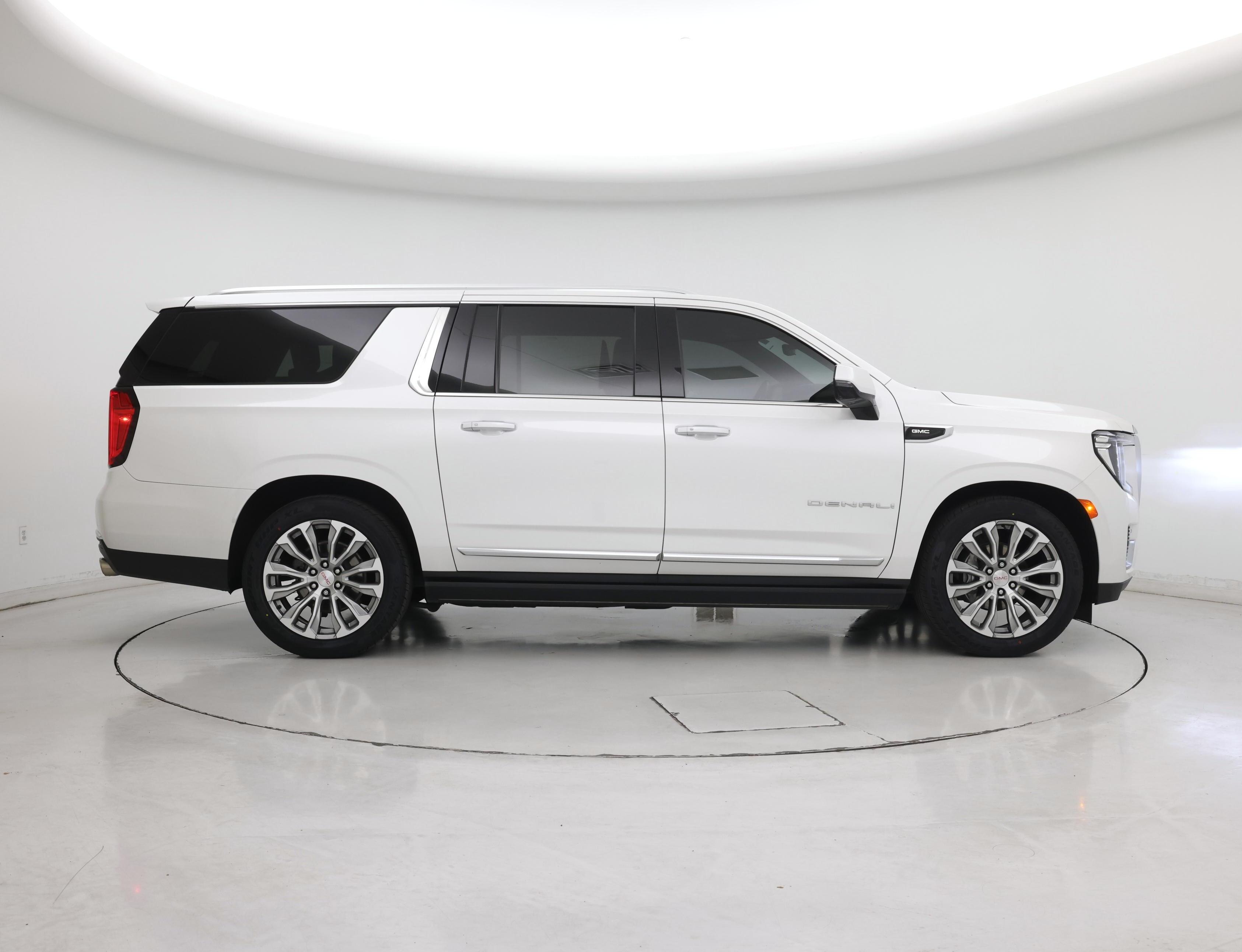 Thumbnail: 2021 GMC Yukon XL - 7