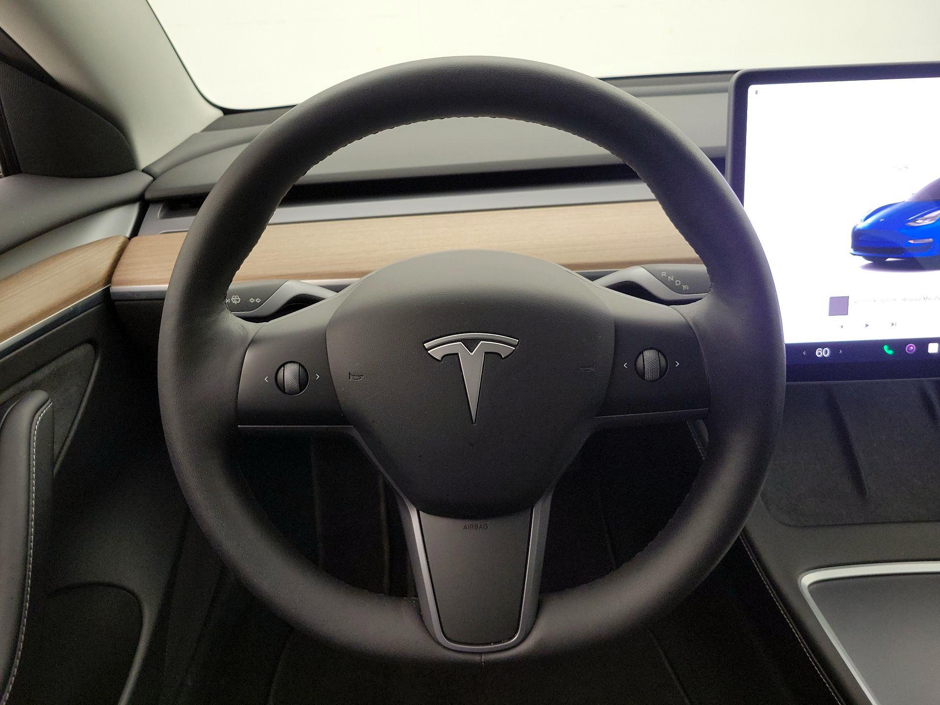 Thumbnail: 2022 Tesla Model 3 - 10