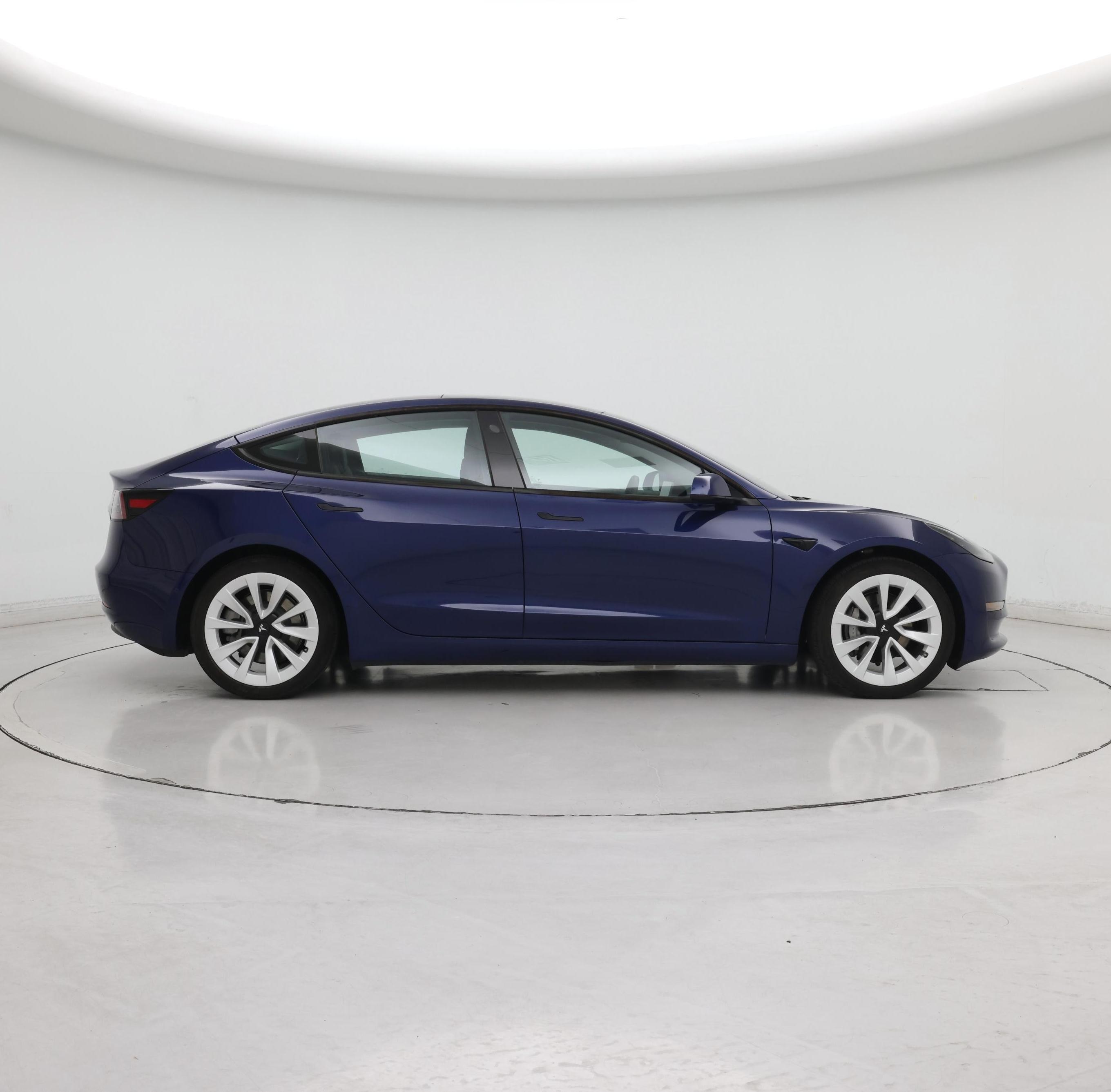 Thumbnail: 2022 Tesla Model 3 - 7