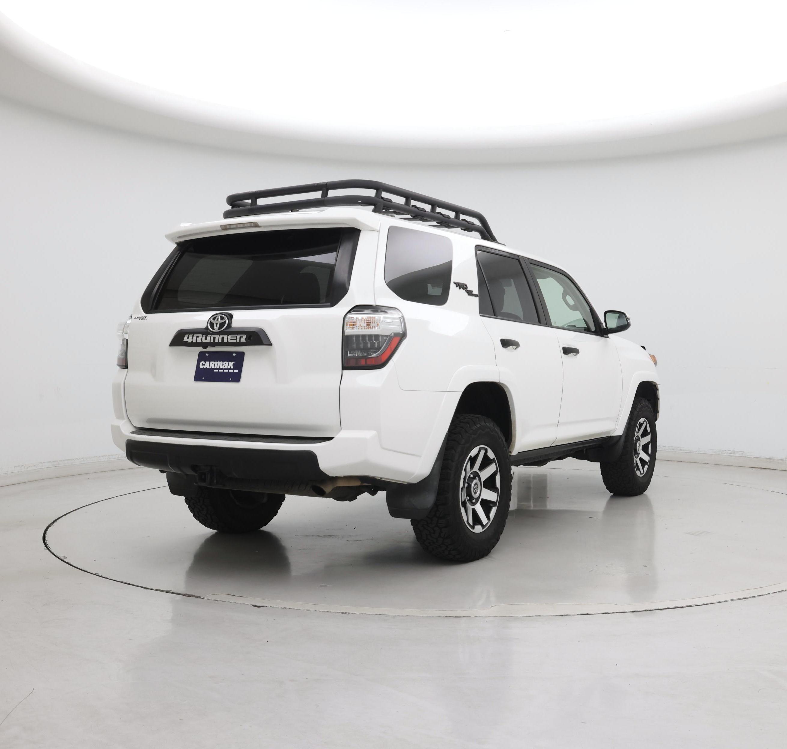 Thumbnail: 2019 Toyota 4Runner - 8