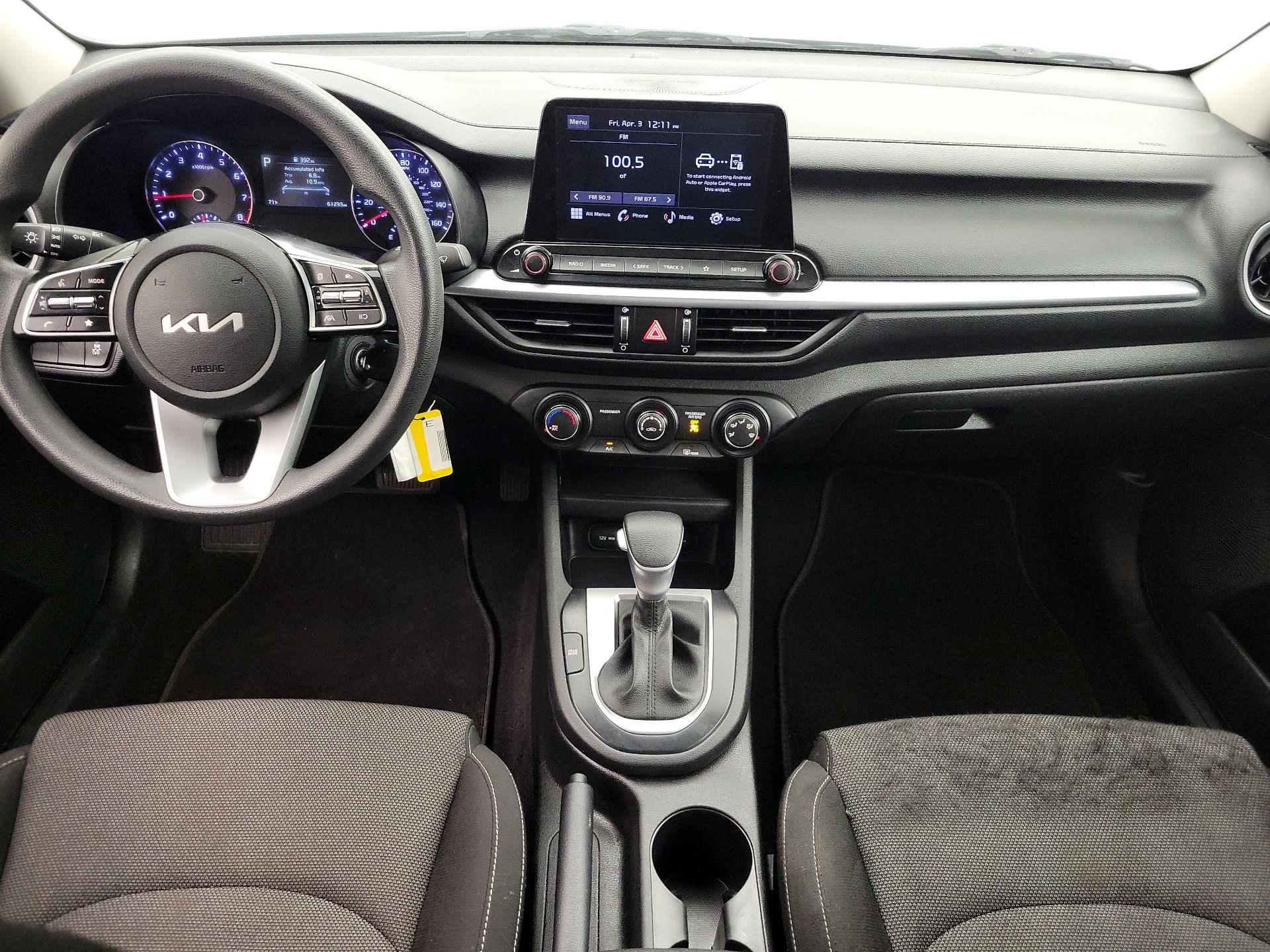 Thumbnail: 2022 Kia Forte - 9