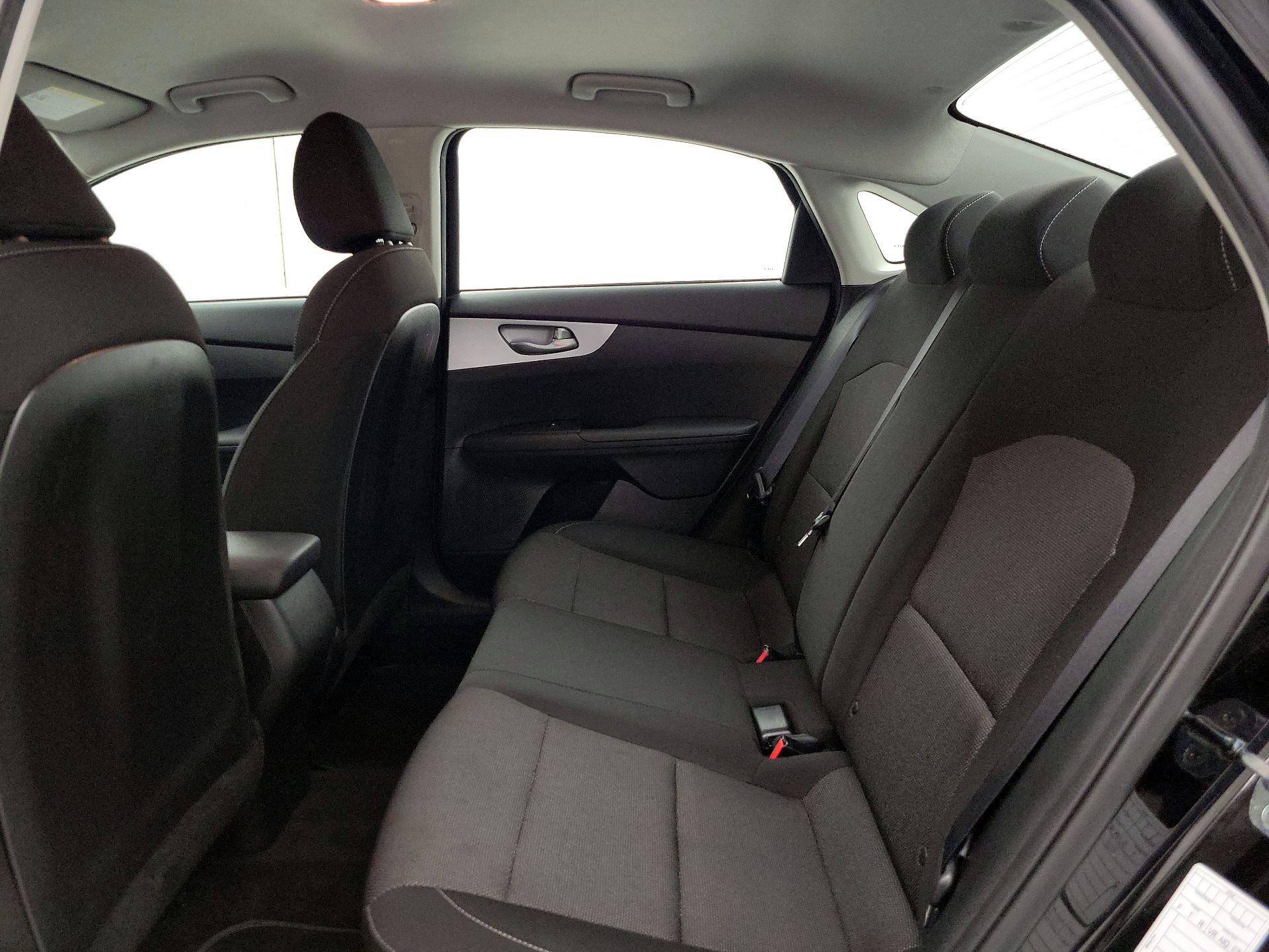 Thumbnail: 2022 Kia Forte - 19