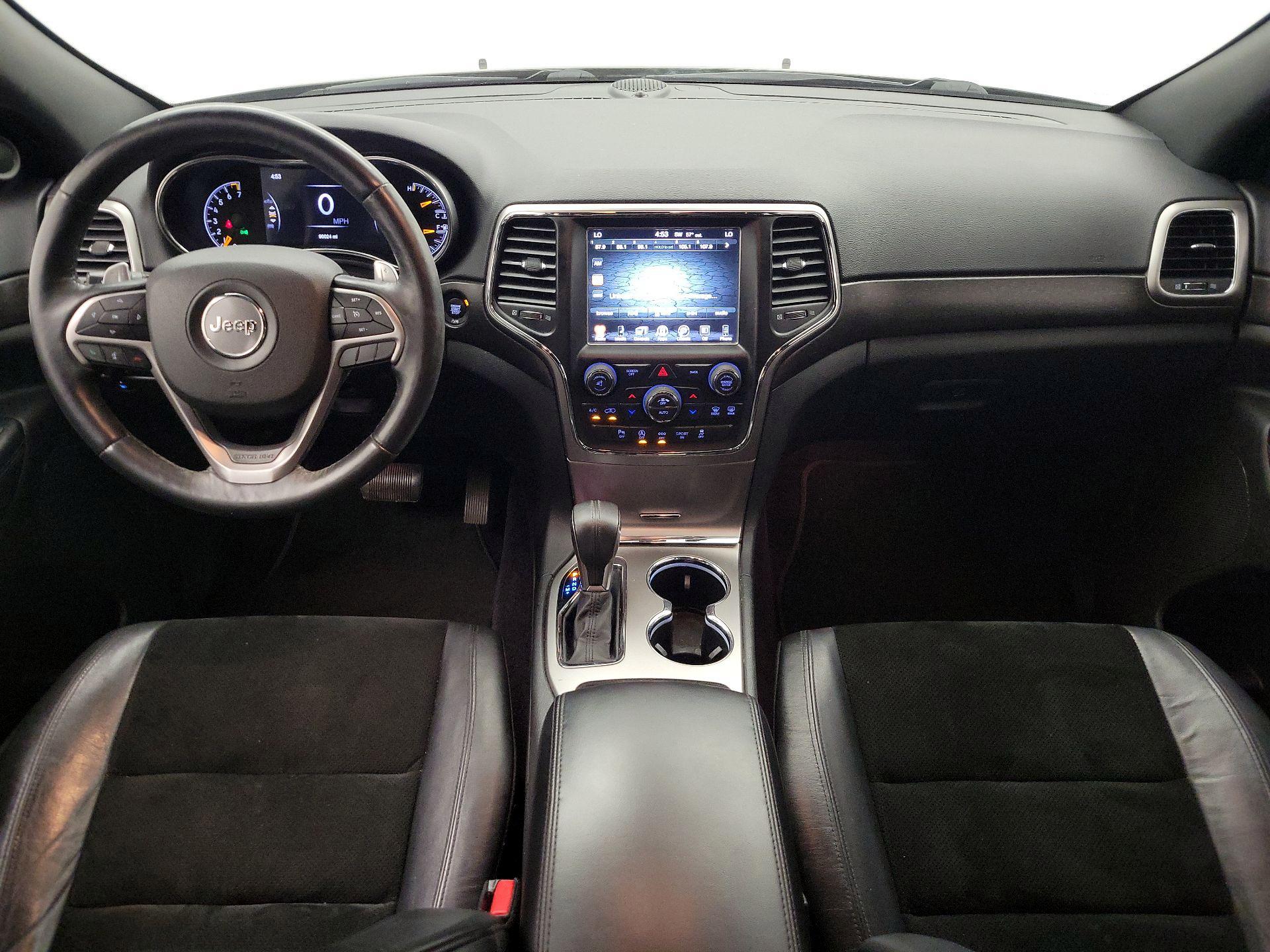 Thumbnail: 2017 Jeep Grand Cherokee - 9