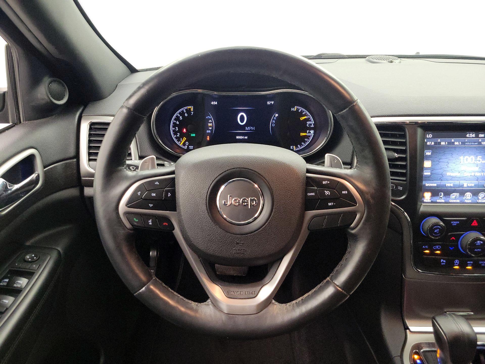 Thumbnail: 2017 Jeep Grand Cherokee - 10