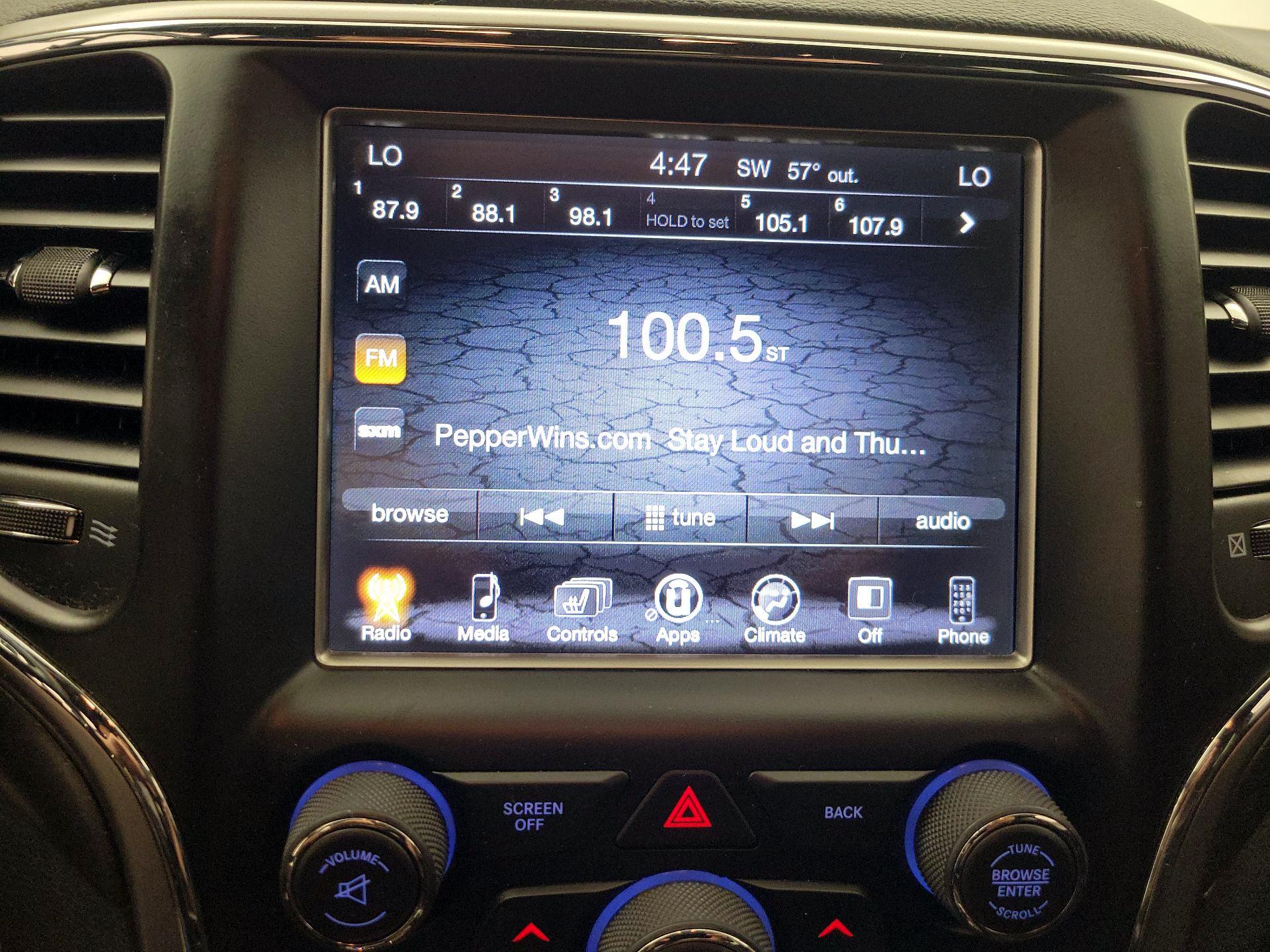 Thumbnail: 2017 Jeep Grand Cherokee - 15