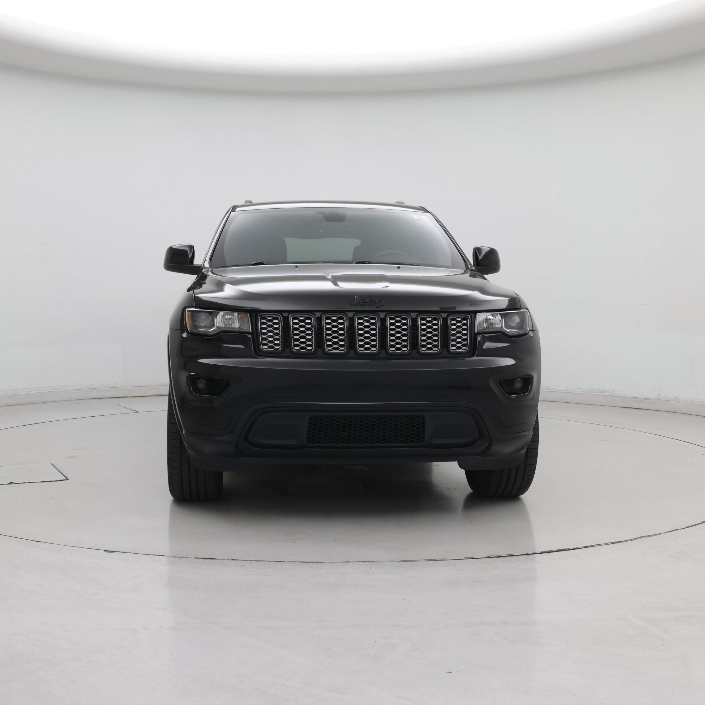 Thumbnail: 2017 Jeep Grand Cherokee - 5